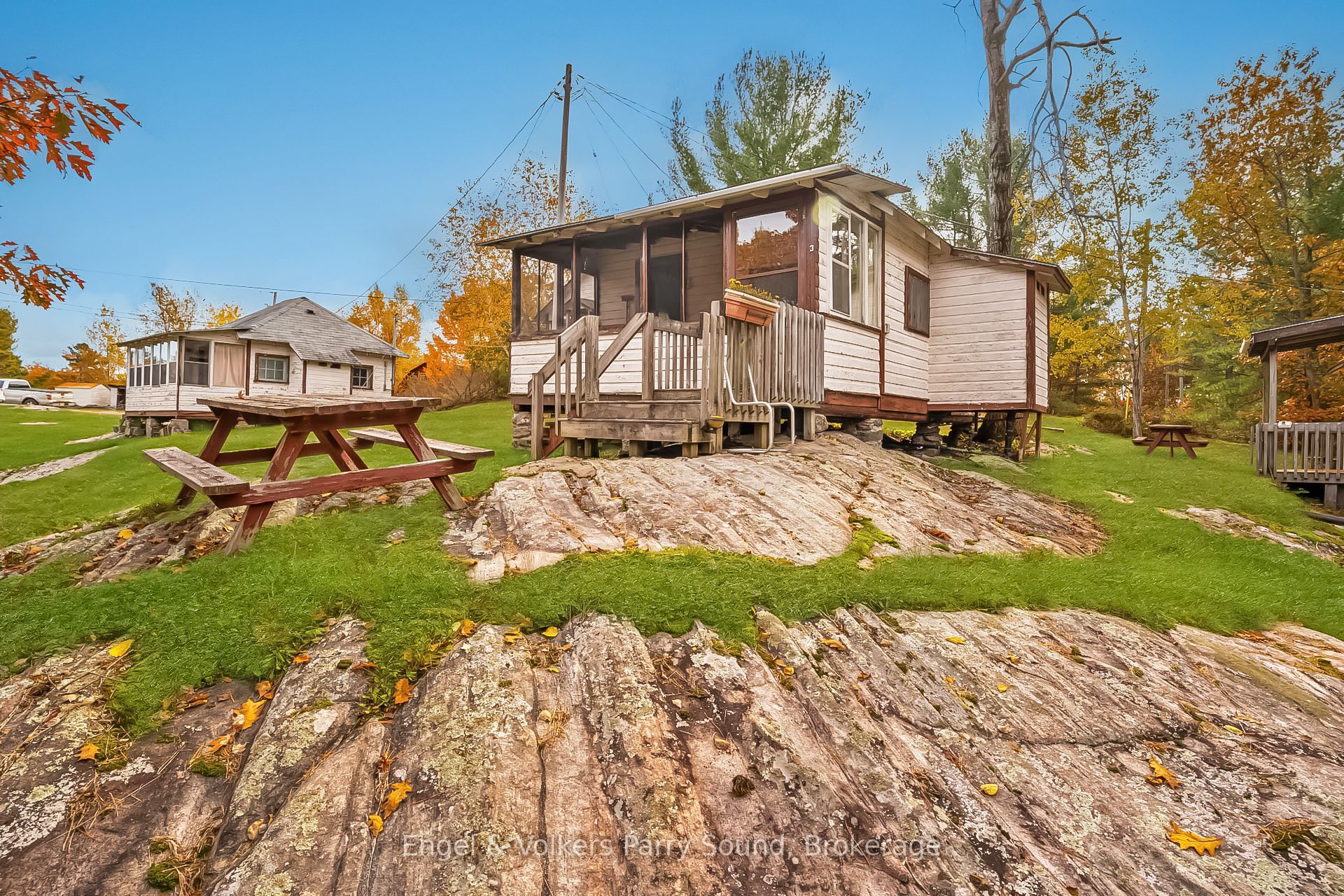 21 Naiscoot Lake Road Property Photo 33