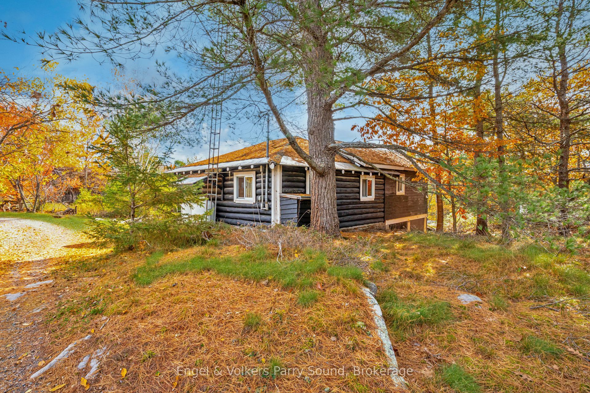 21 Naiscoot Lake Road Property Photo 36