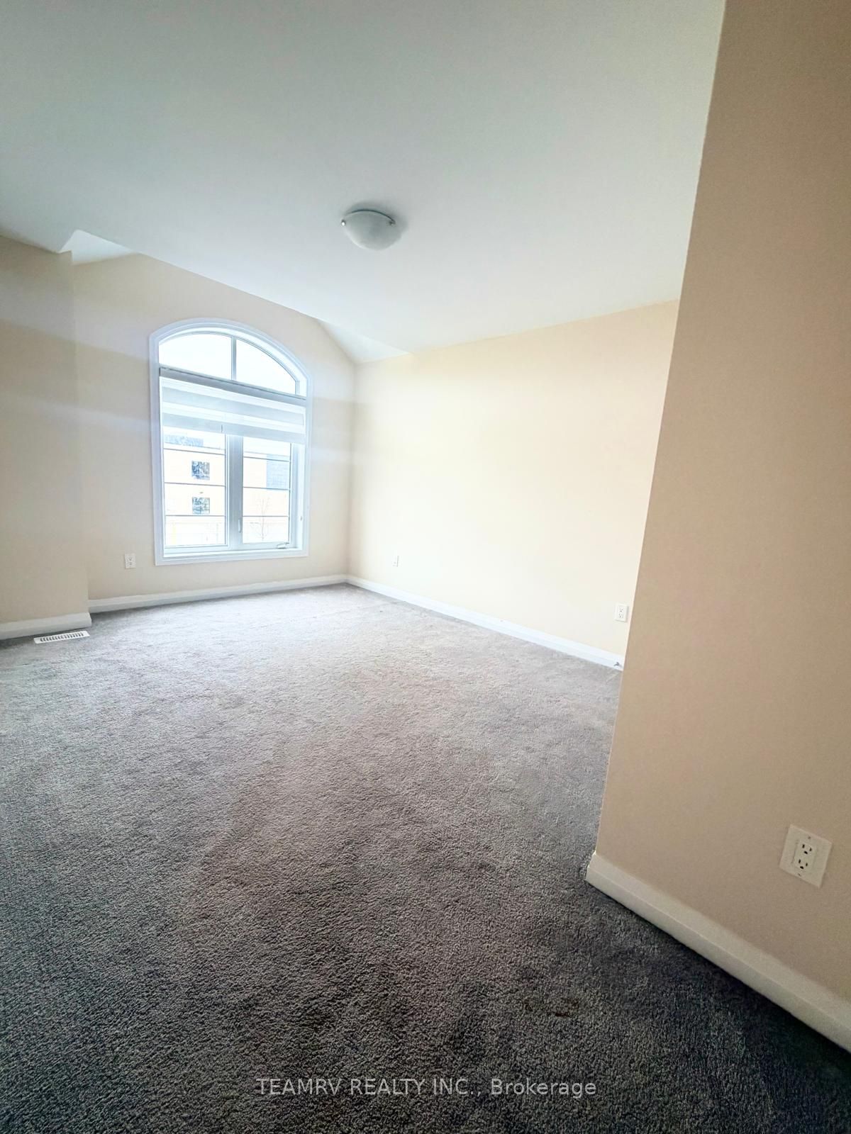 948 Sobeski Avenue Property Photo 10