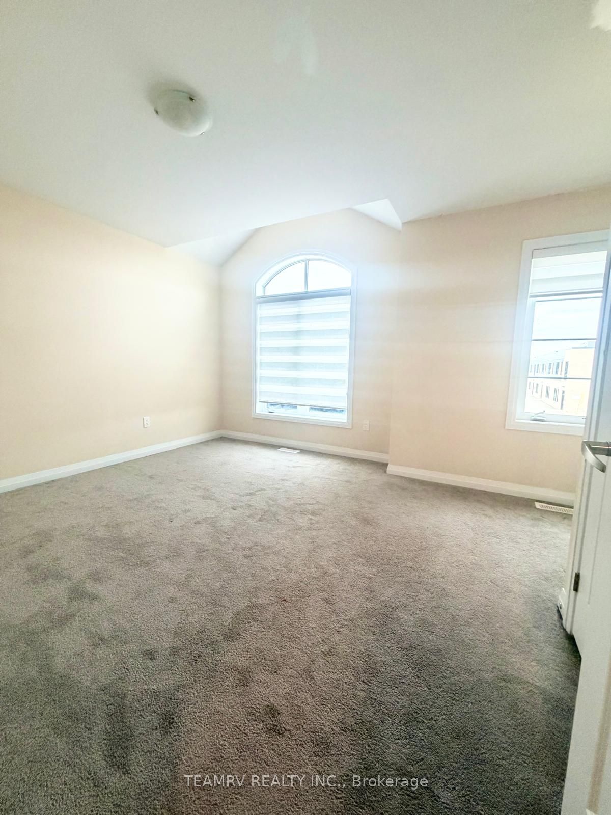 948 Sobeski Avenue Property Photo 11