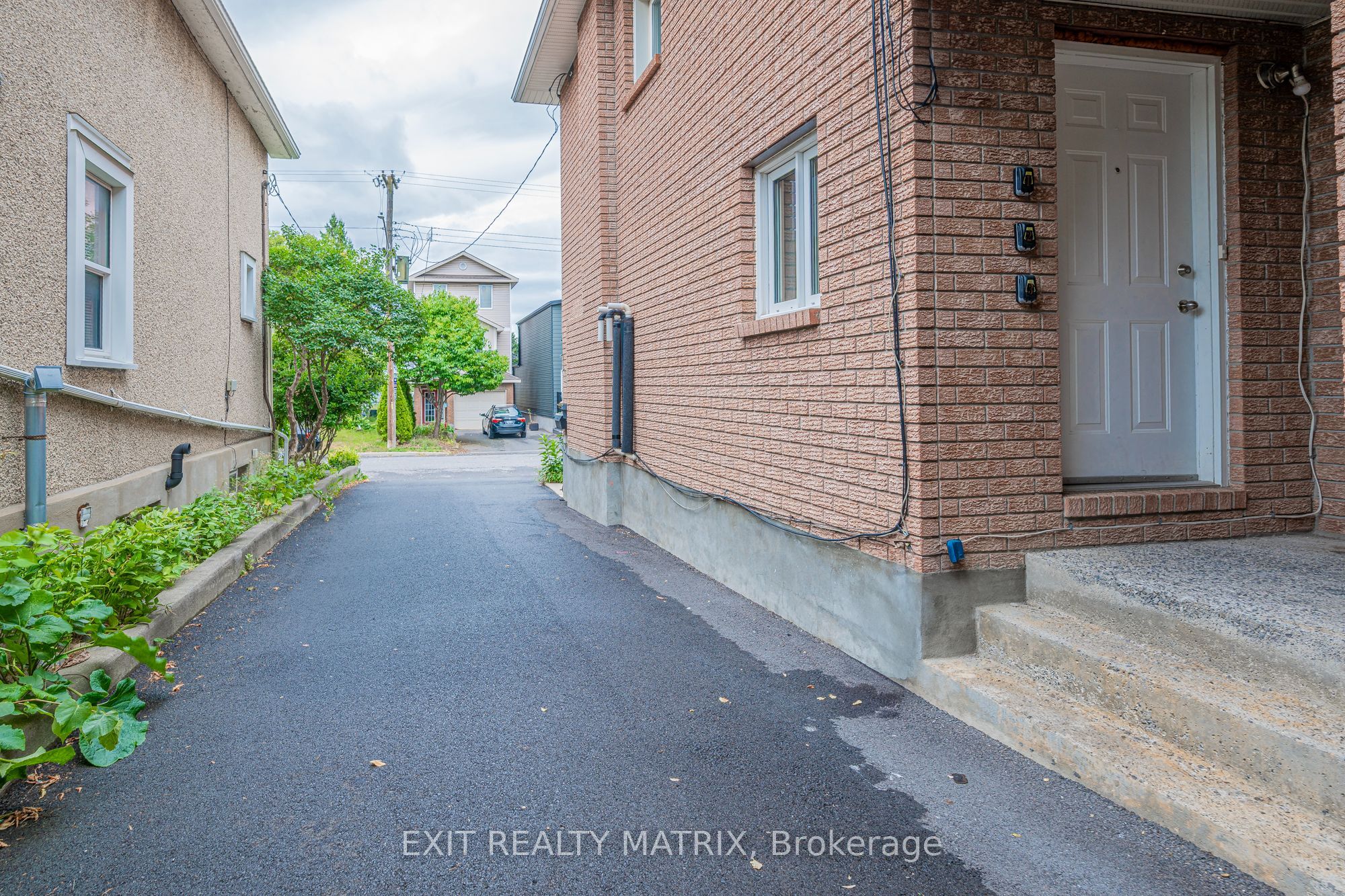 1384 Chatelain Avenue 2 Property Photo 3