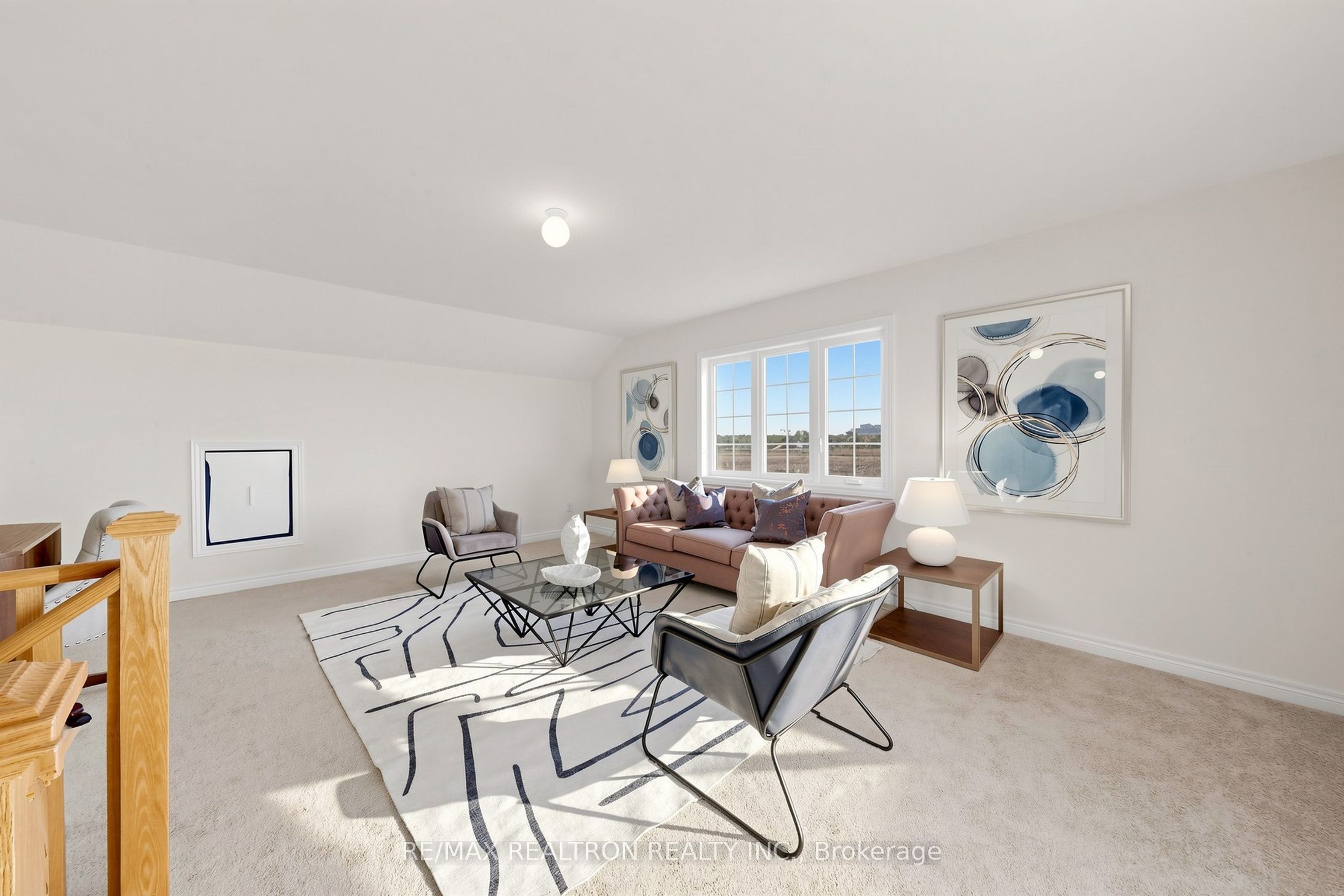 10 Cassandra Avenue Property Photo 27