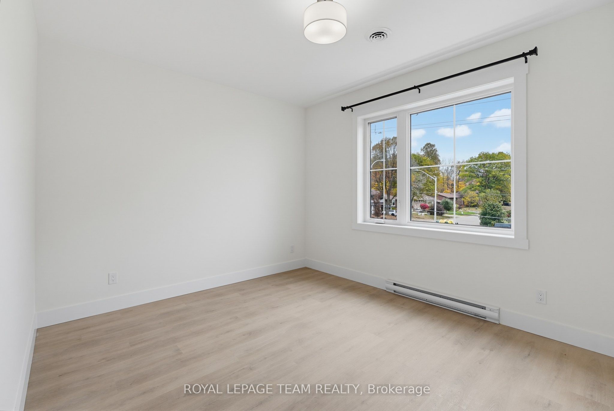 730 Cecelia Street Unit 3 Property Photo 17
