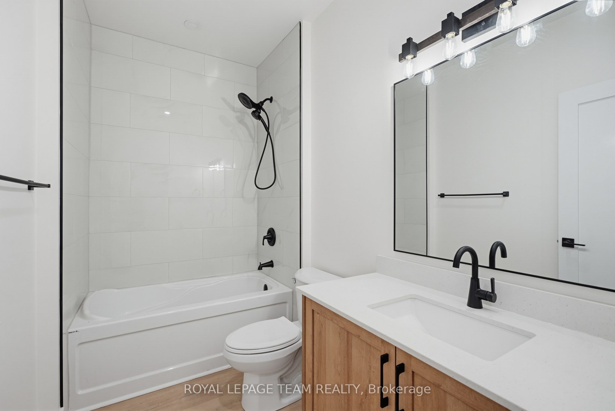 730 Cecelia Street Unit 6 Property Photo 13
