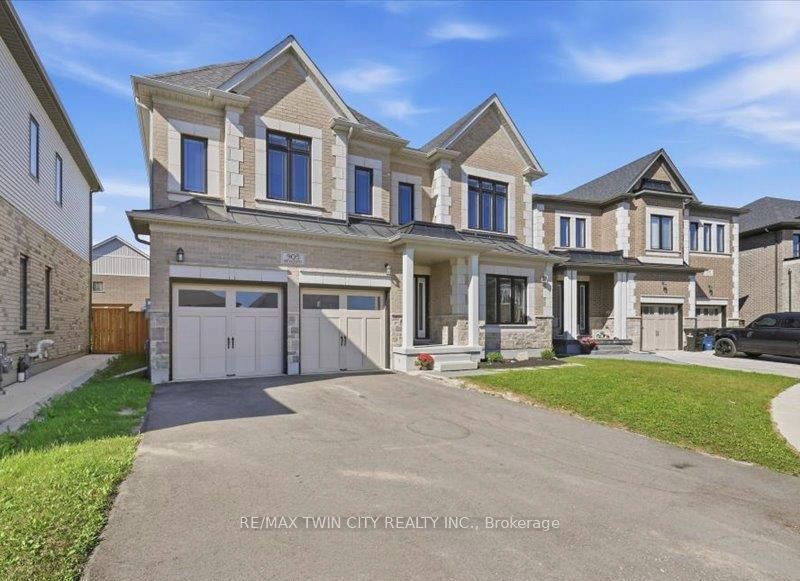 905 Broadacre Place Property Photo 1
