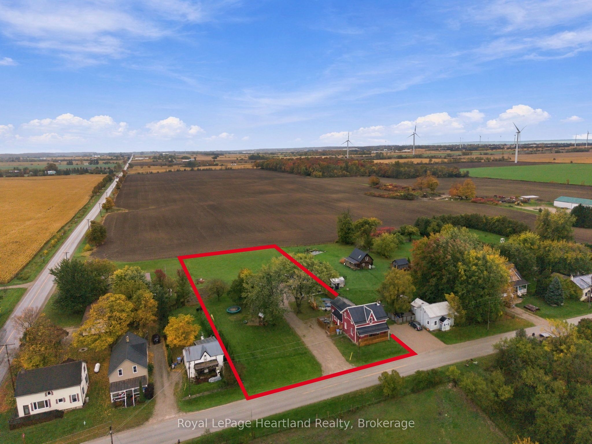 37579 Kippen Road Property Photo 5