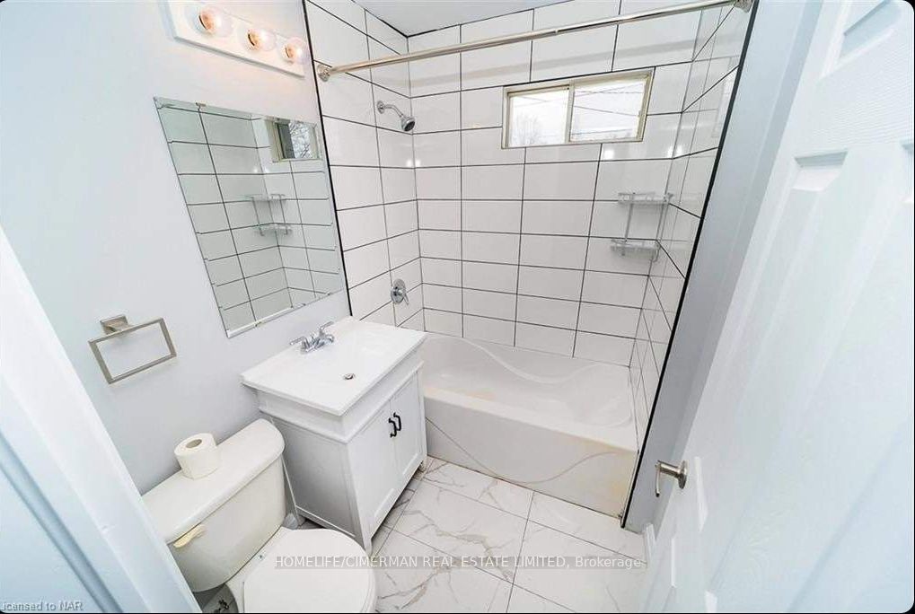 6246 Churchill Street Property Photo 7