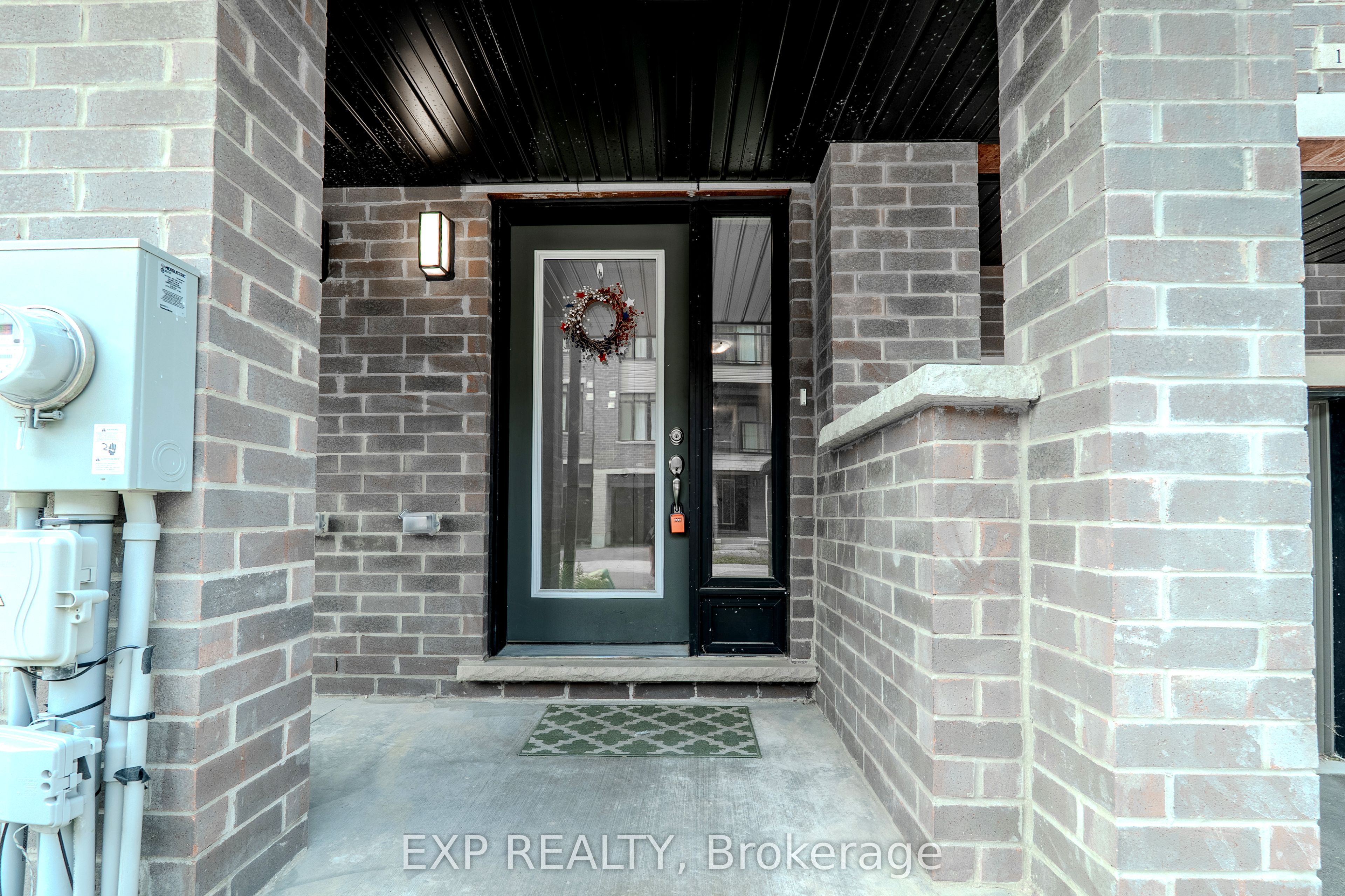 585 Colborne St Street 1207 Property Photo 4