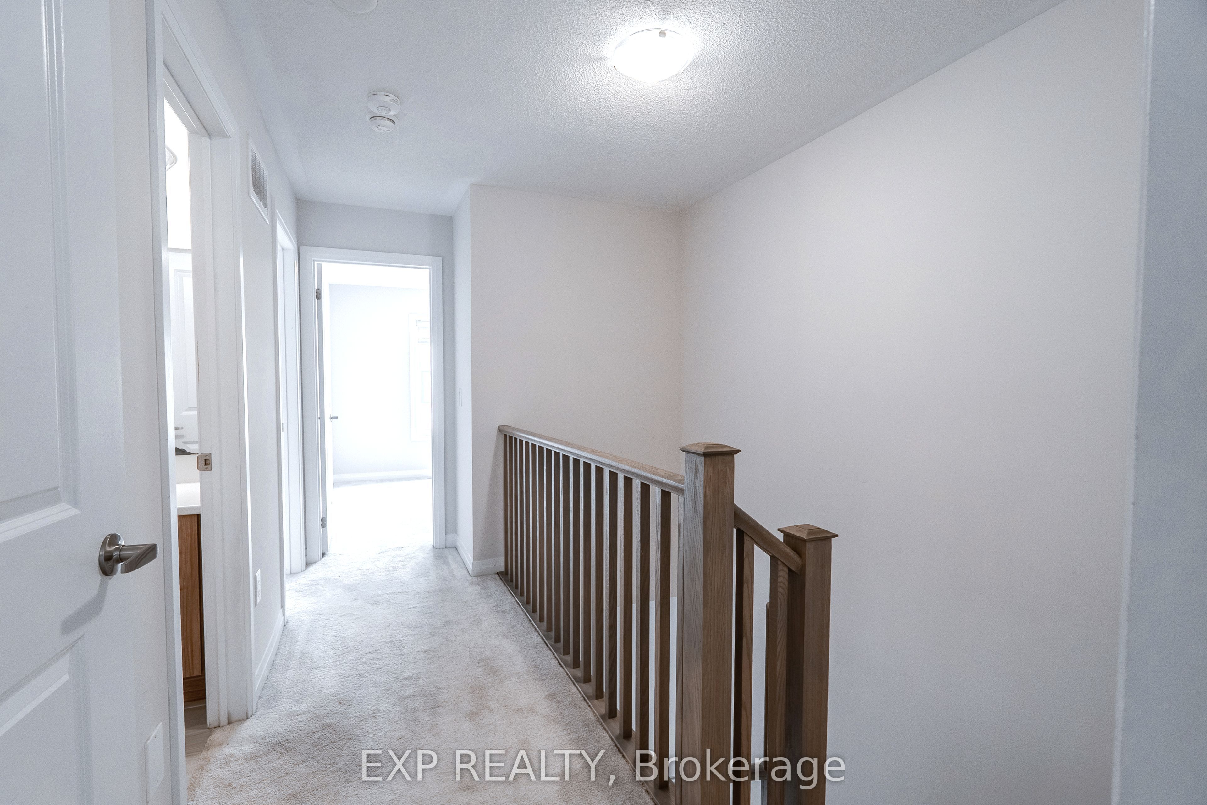 585 Colborne St Street 1207 Property Photo 11