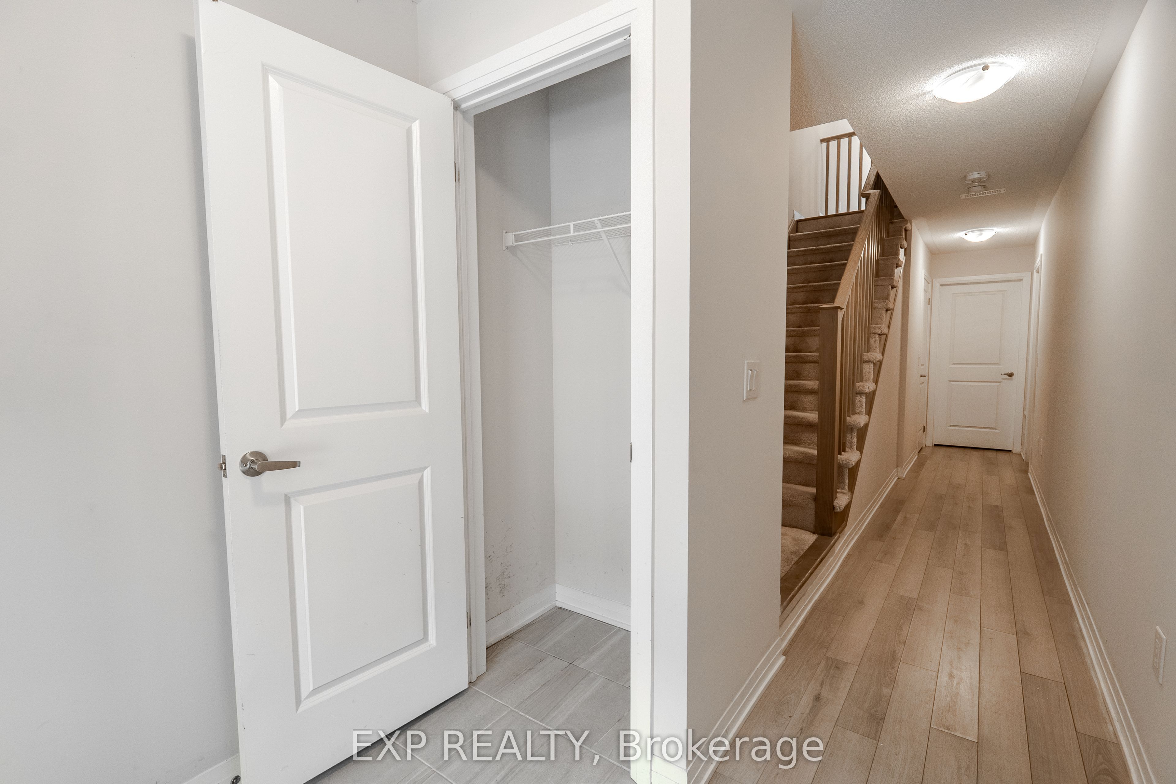 585 Colborne St Street 1207 Property Photo 37