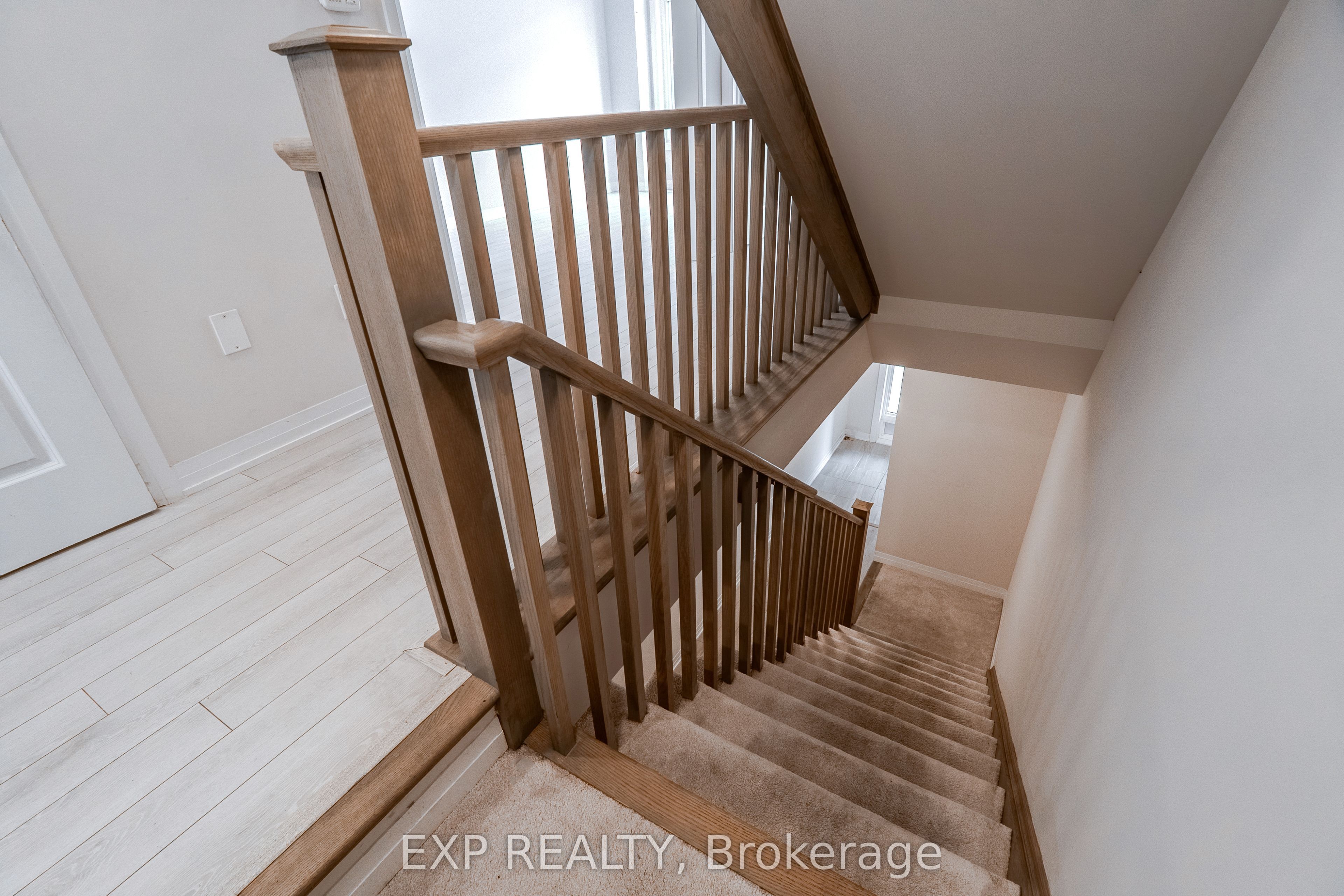 585 Colborne St Street 1207 Property Photo 39