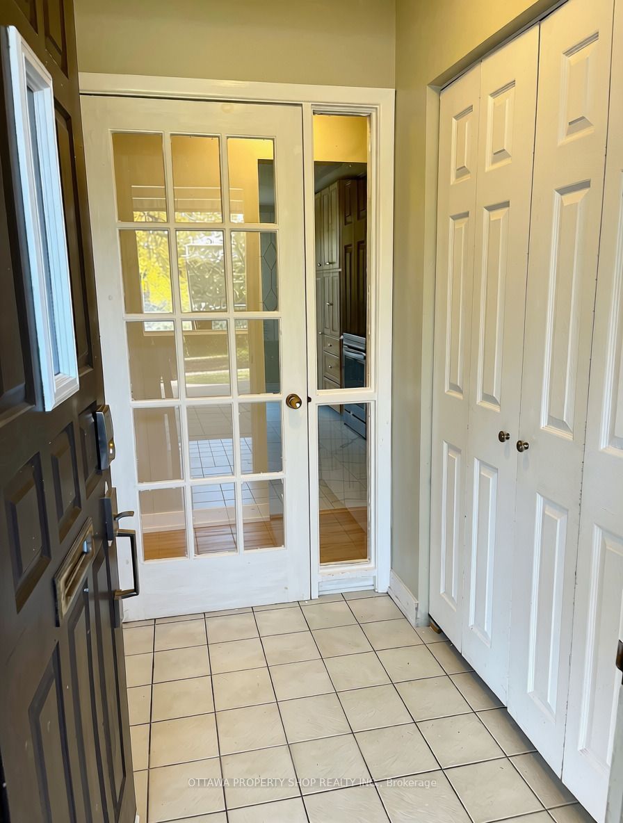 46 Bedale Drive Property Photo 2