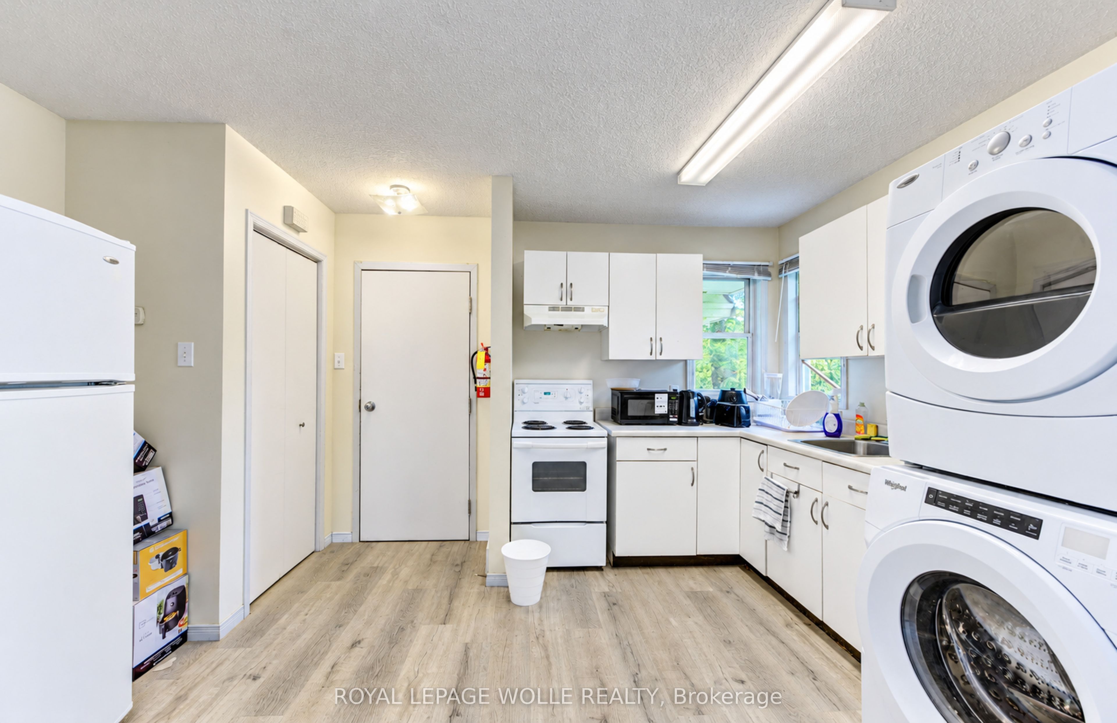 19 James Street Property Photo 6