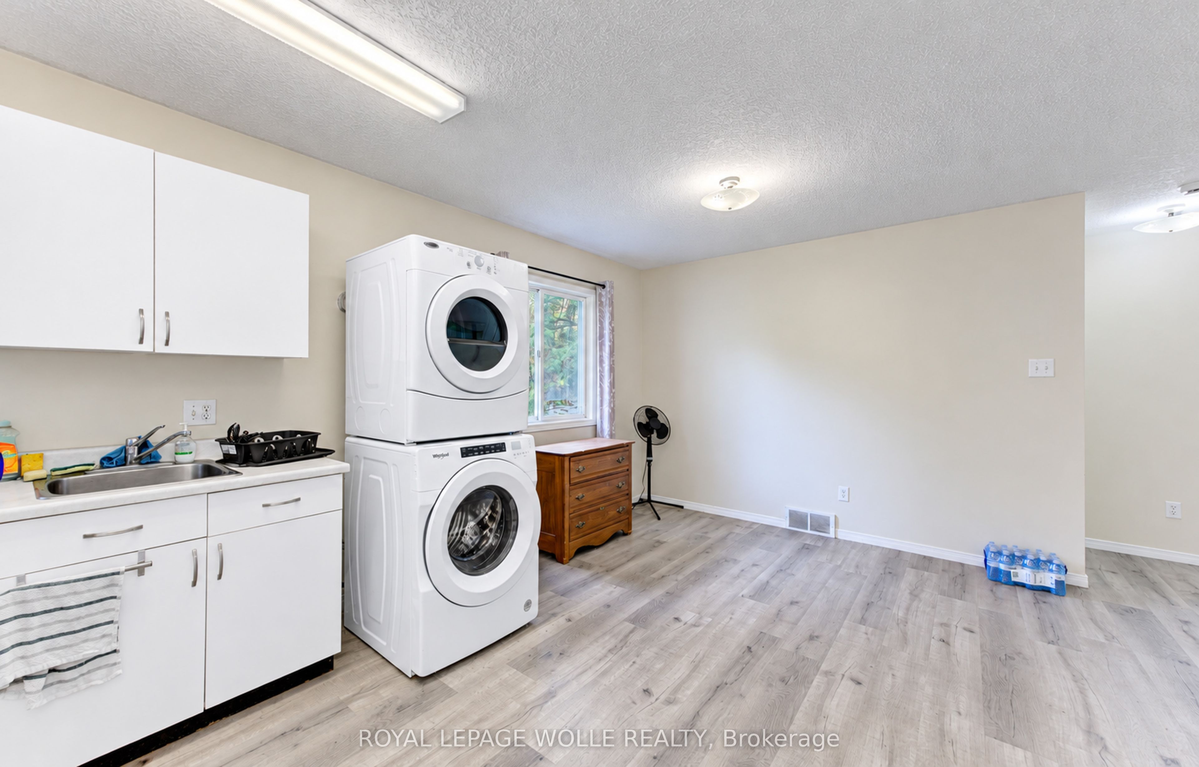 19 James Street Property Photo 8