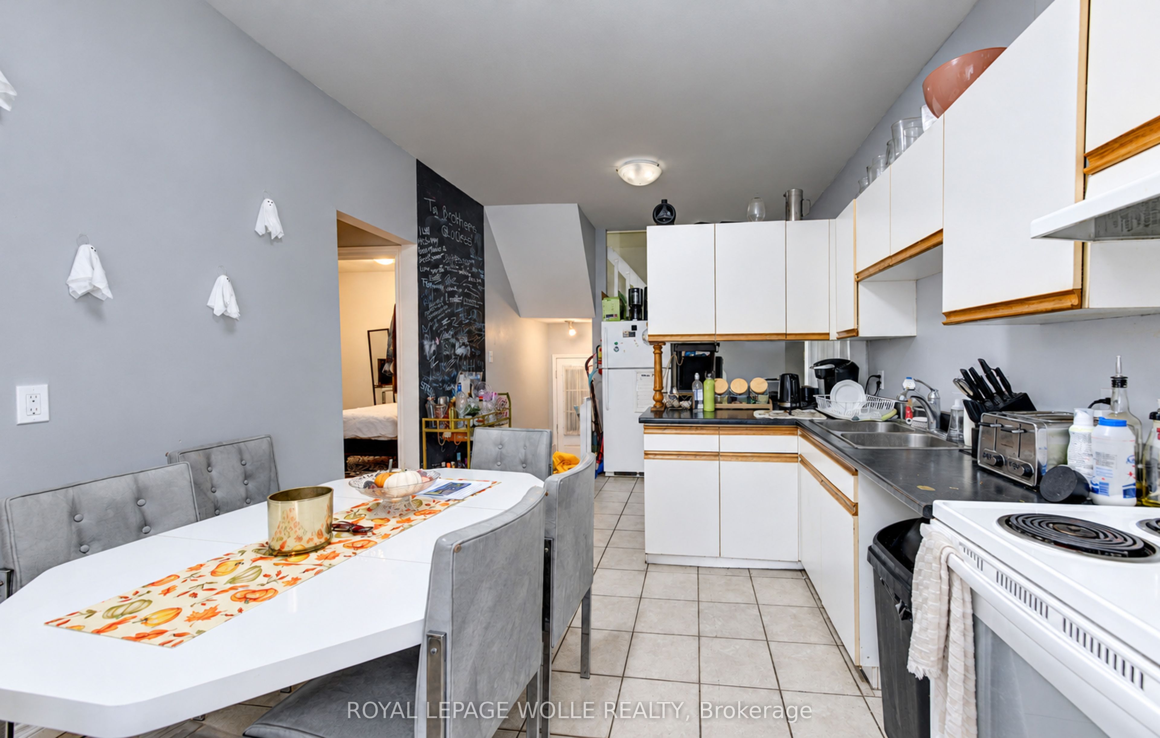 19 James Street Property Photo 24