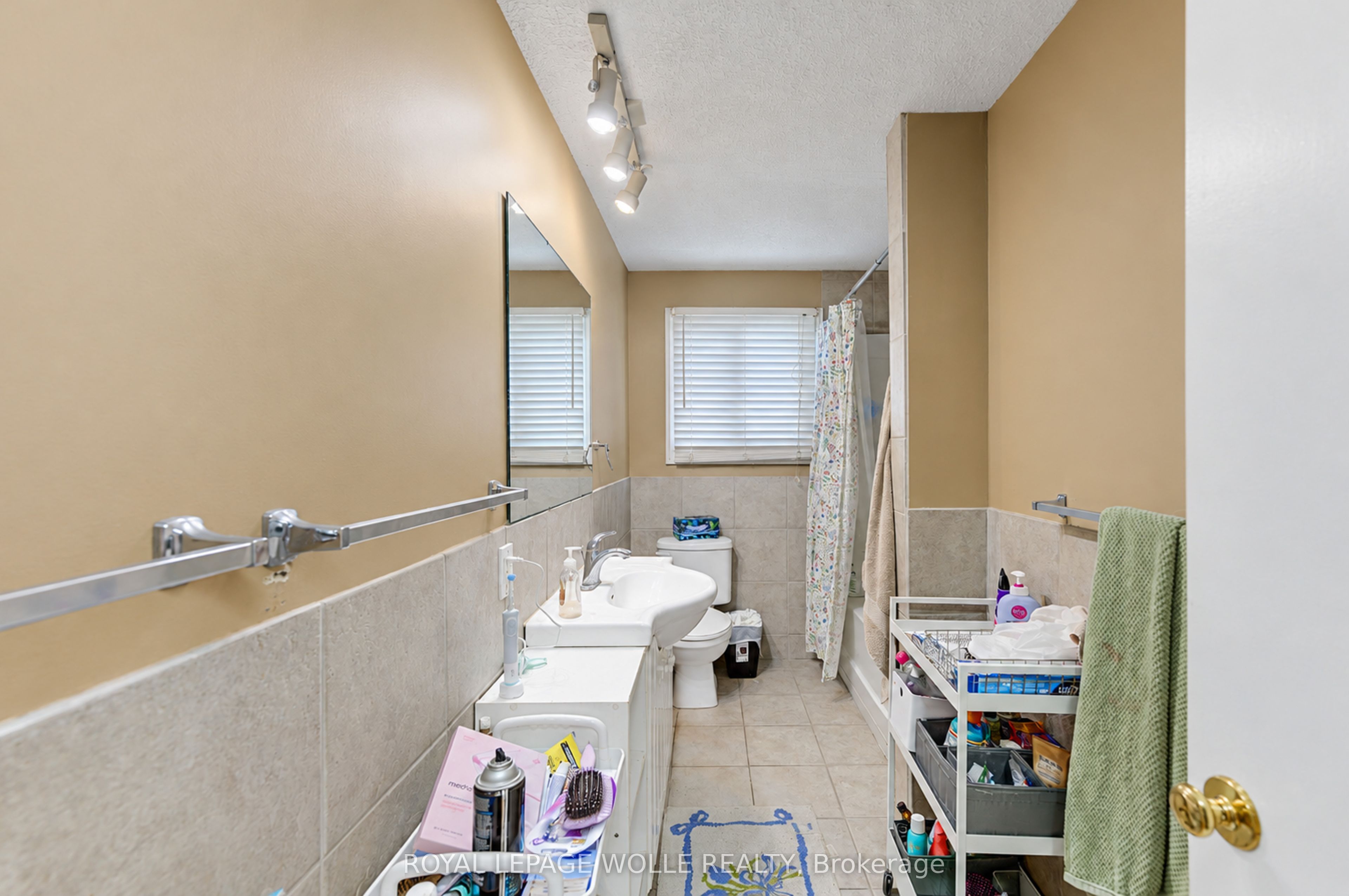 19 James Street Property Photo 32