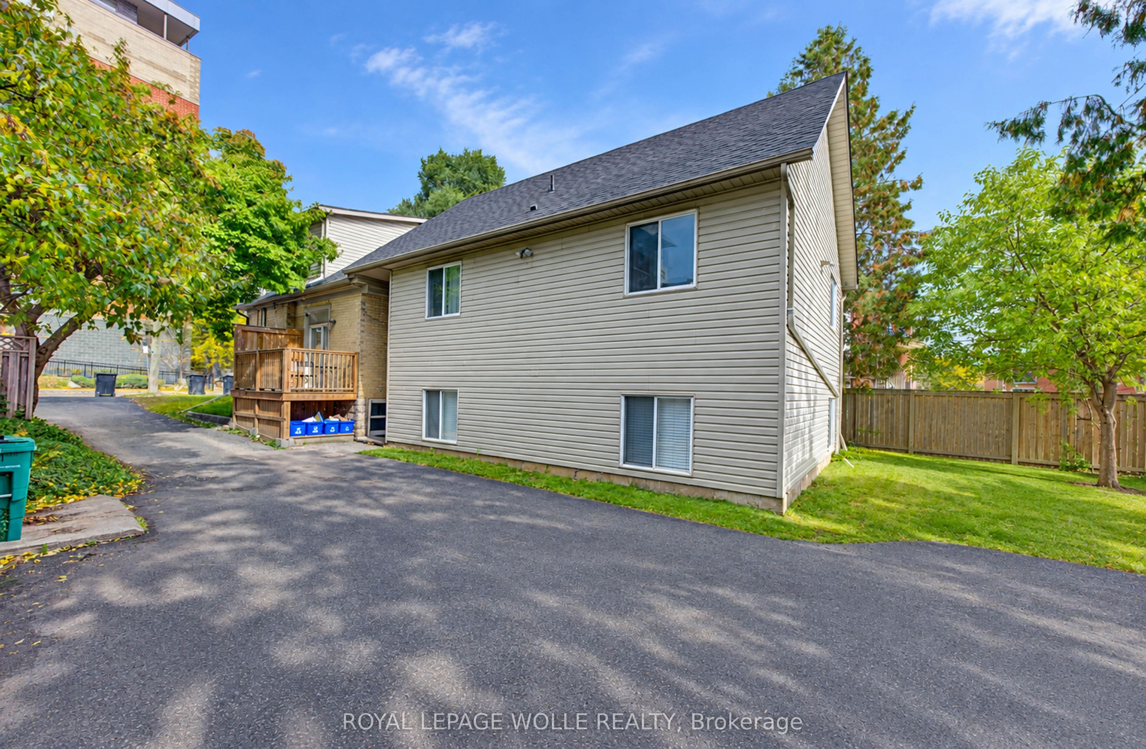 19 James Street Property Photo 44