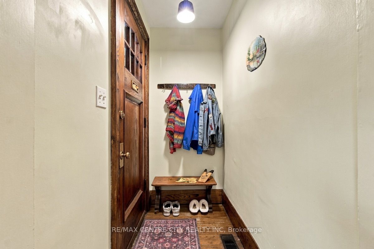649 Emery Street E Property Photo 5