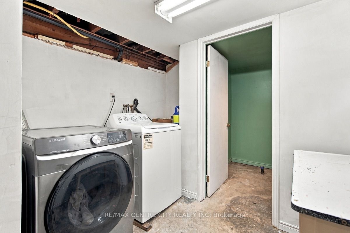649 Emery Street E Property Photo 27