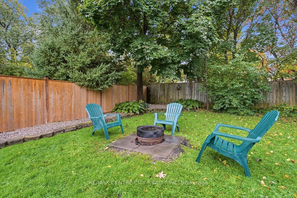 649 Emery Street E Property Photo 37