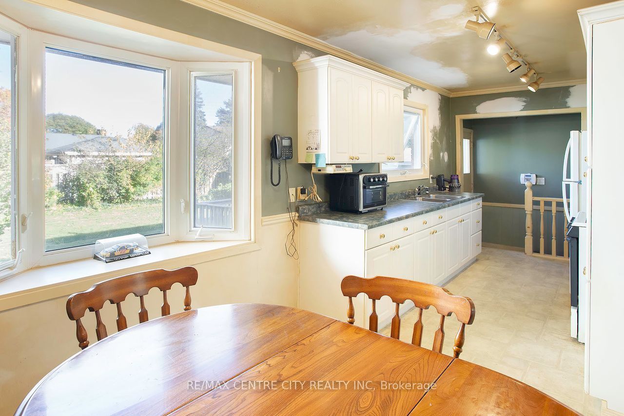 1478 Glengarry Avenue Property Photo 12