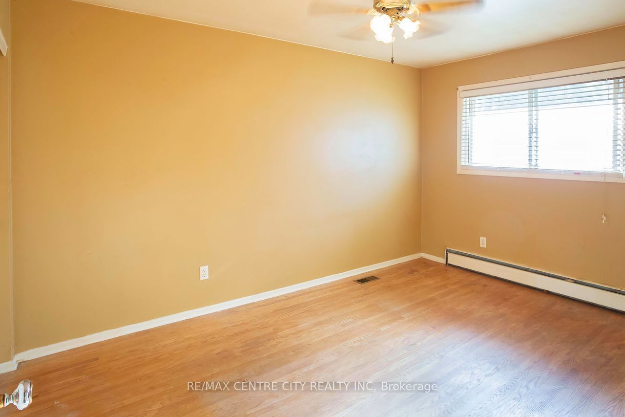 1478 Glengarry Avenue Property Photo 17