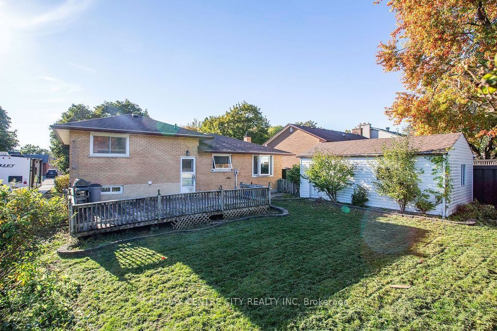 1478 Glengarry Avenue Property Photo 35