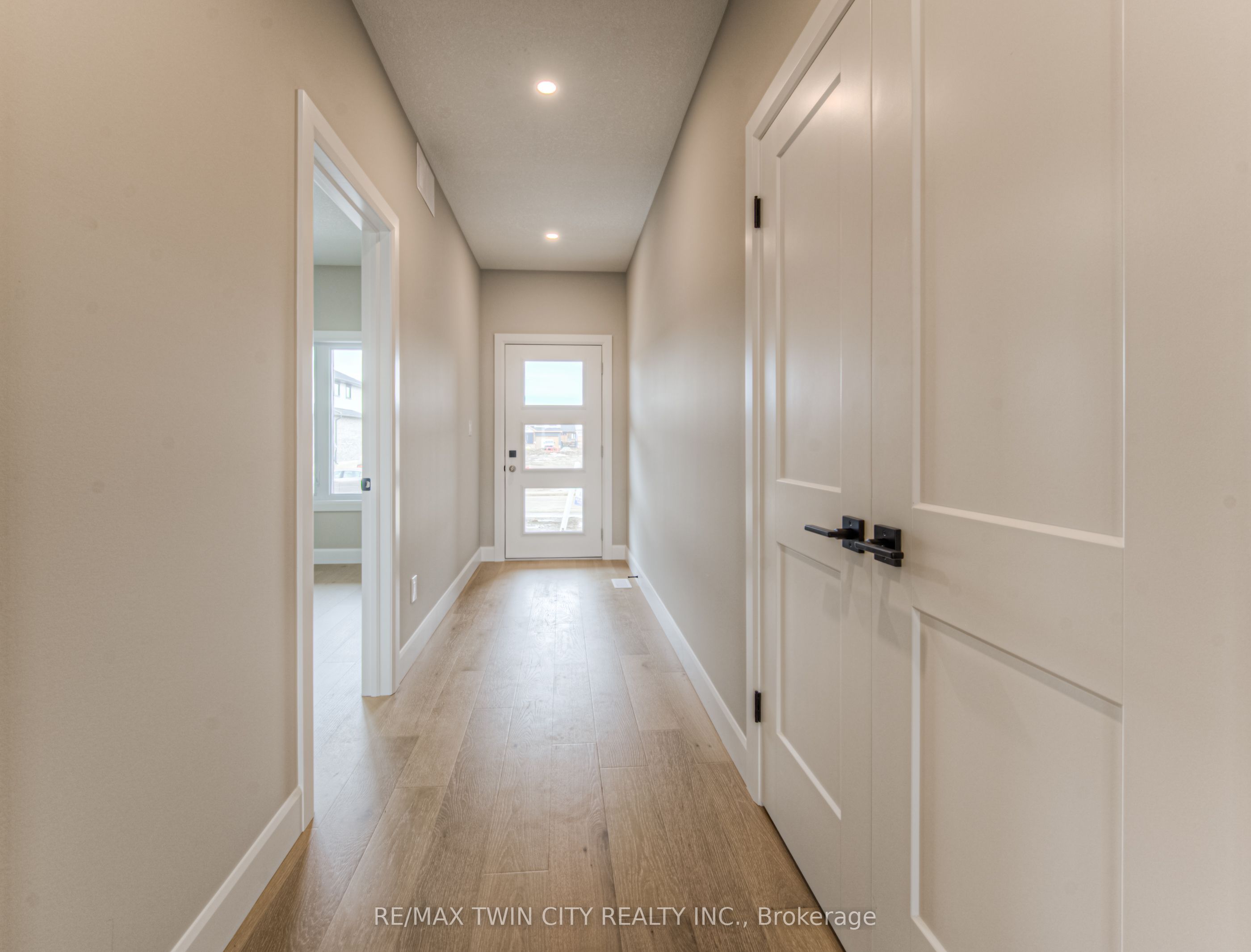59 Weymouth Street Property Photo 4