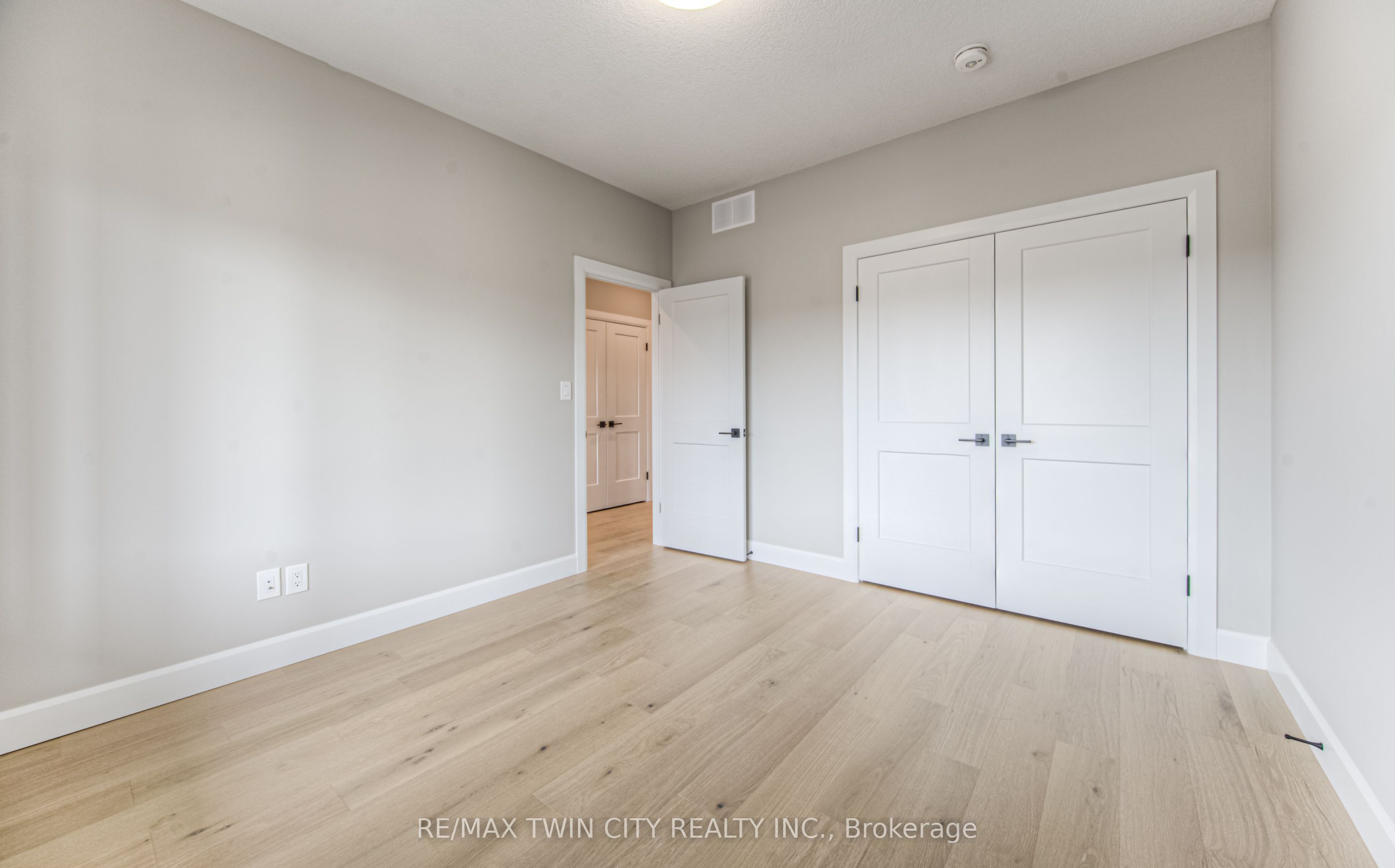 59 Weymouth Street Property Photo 13