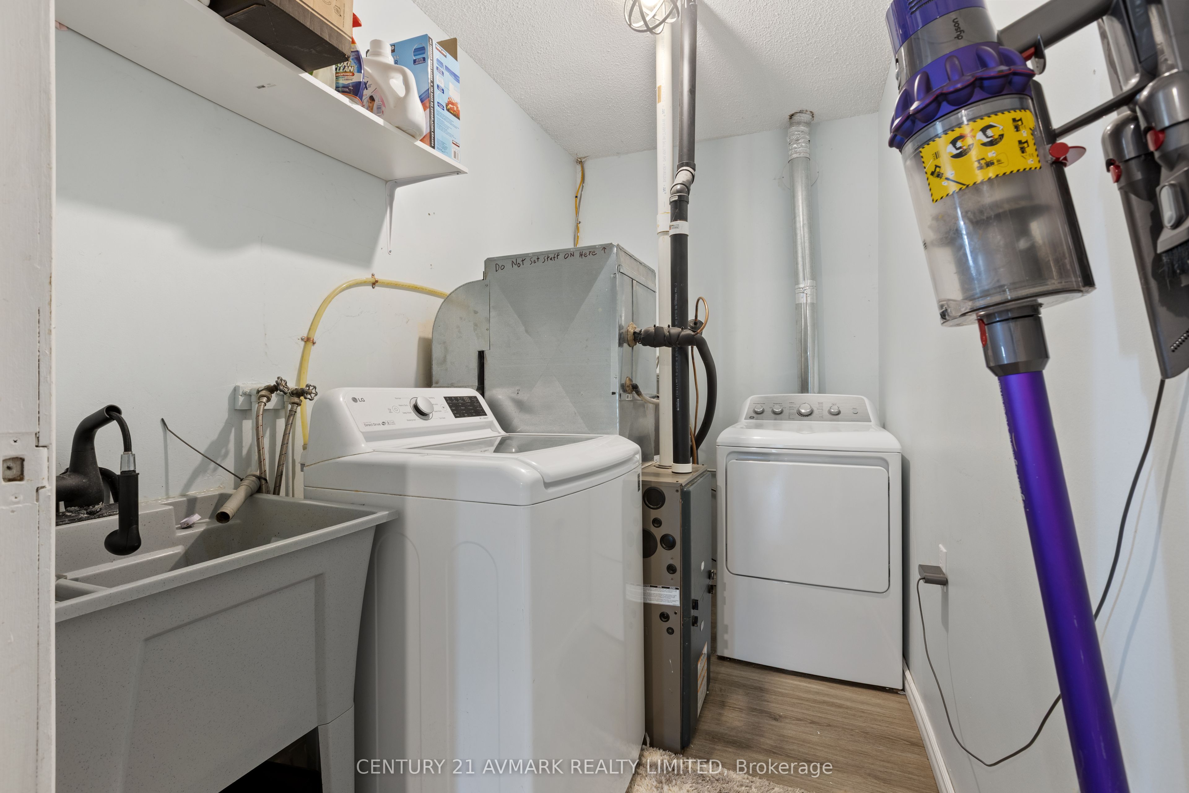 451 Argyle Road Property Photo 13