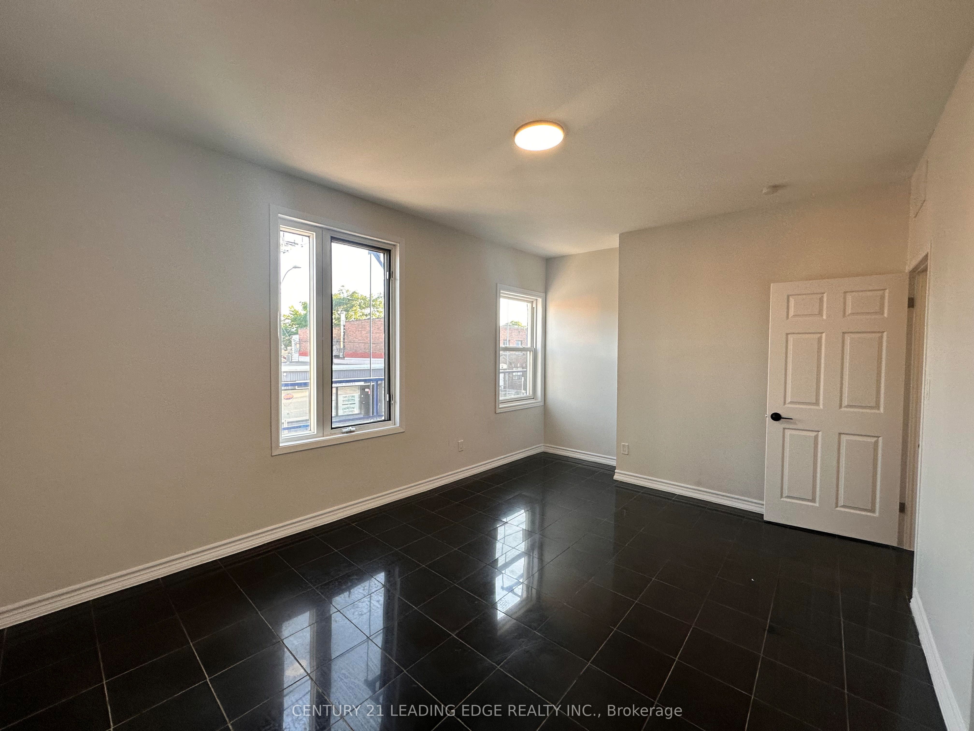 783 Barton Street E 2 Property Photo 6