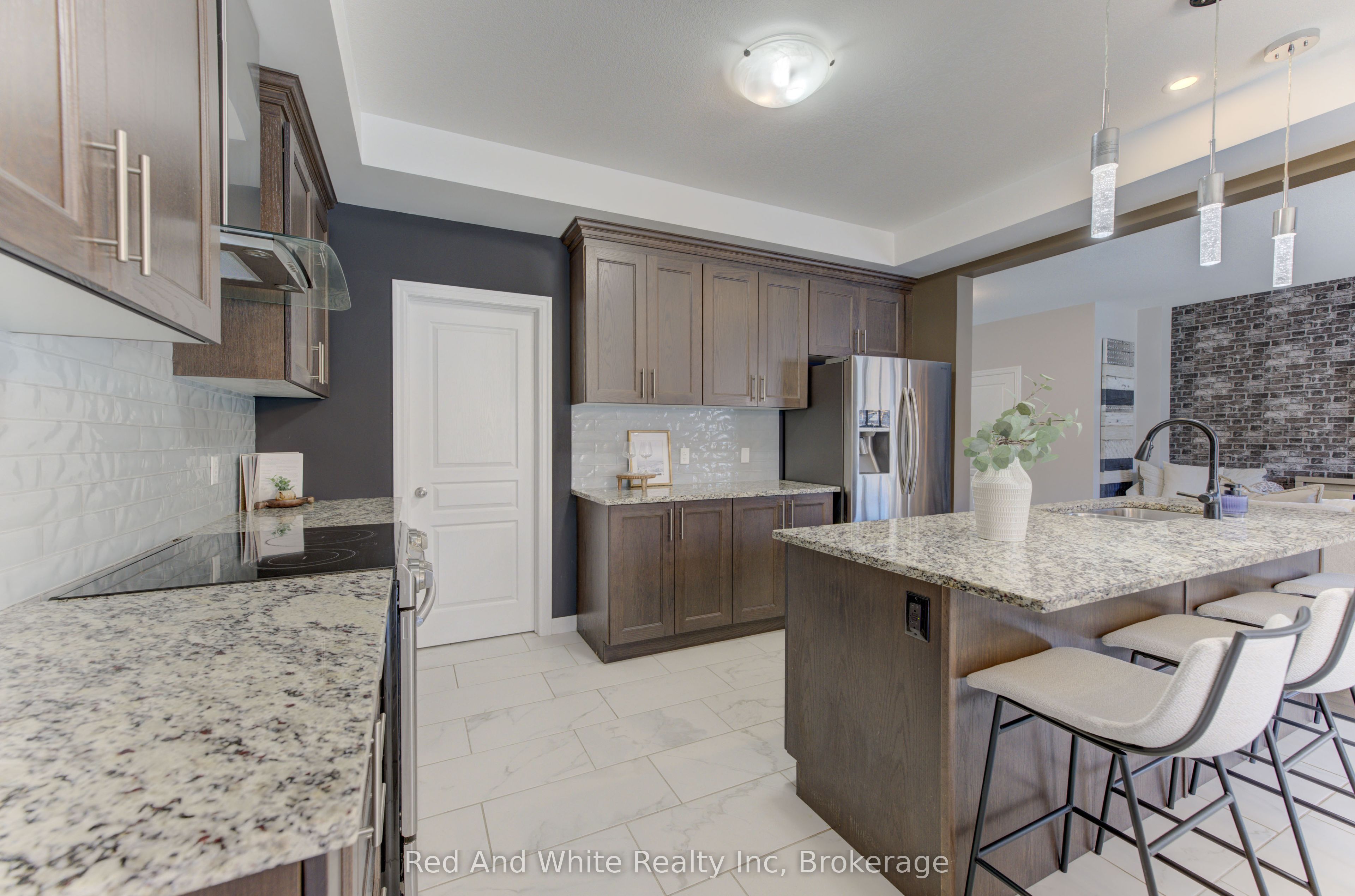 428 Freure Drive Property Photo 16