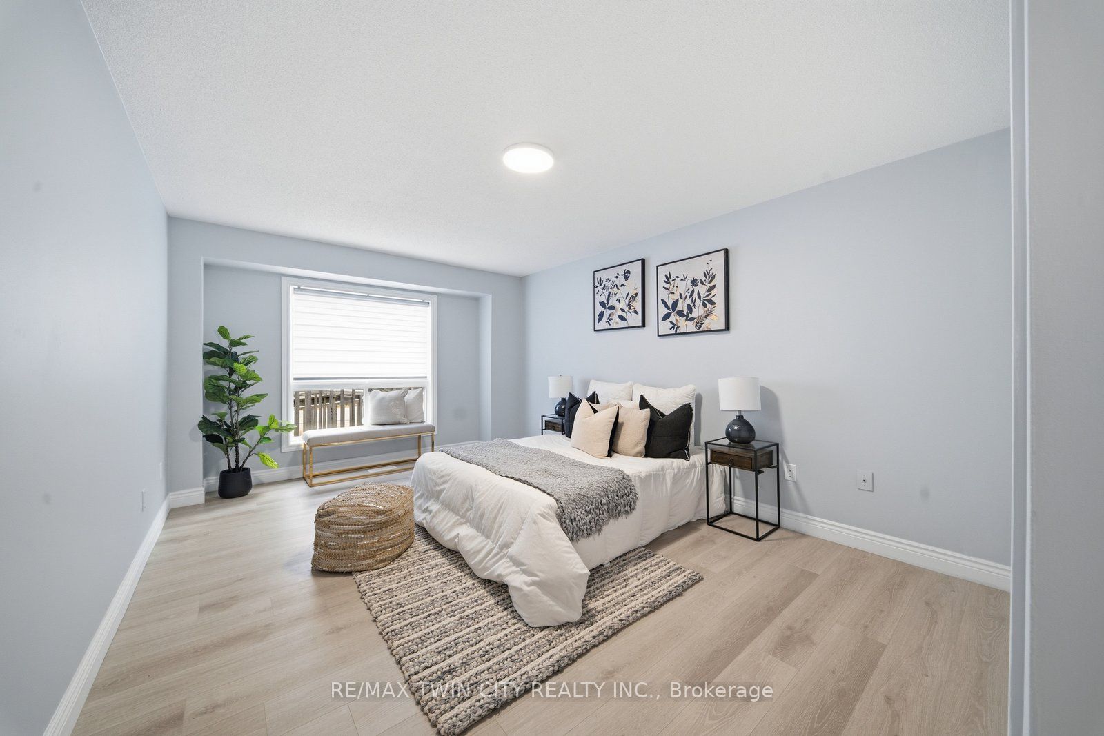 492 Grey Street 5 Property Photo 19