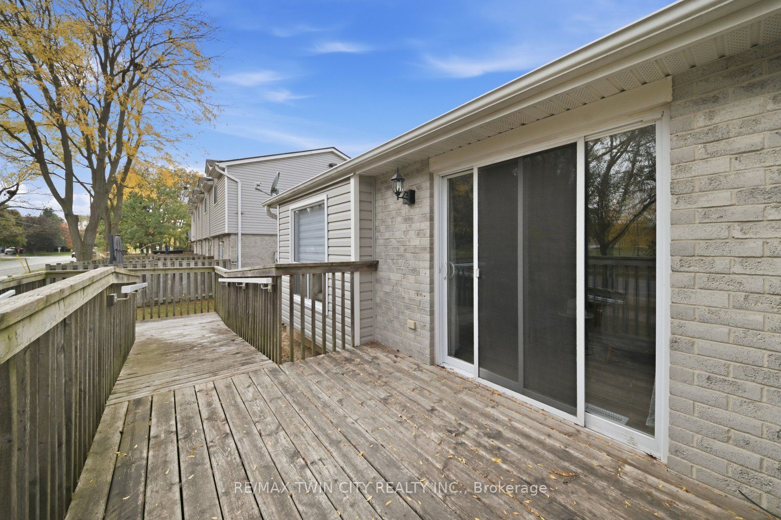 492 Grey Street 5 Property Photo 24