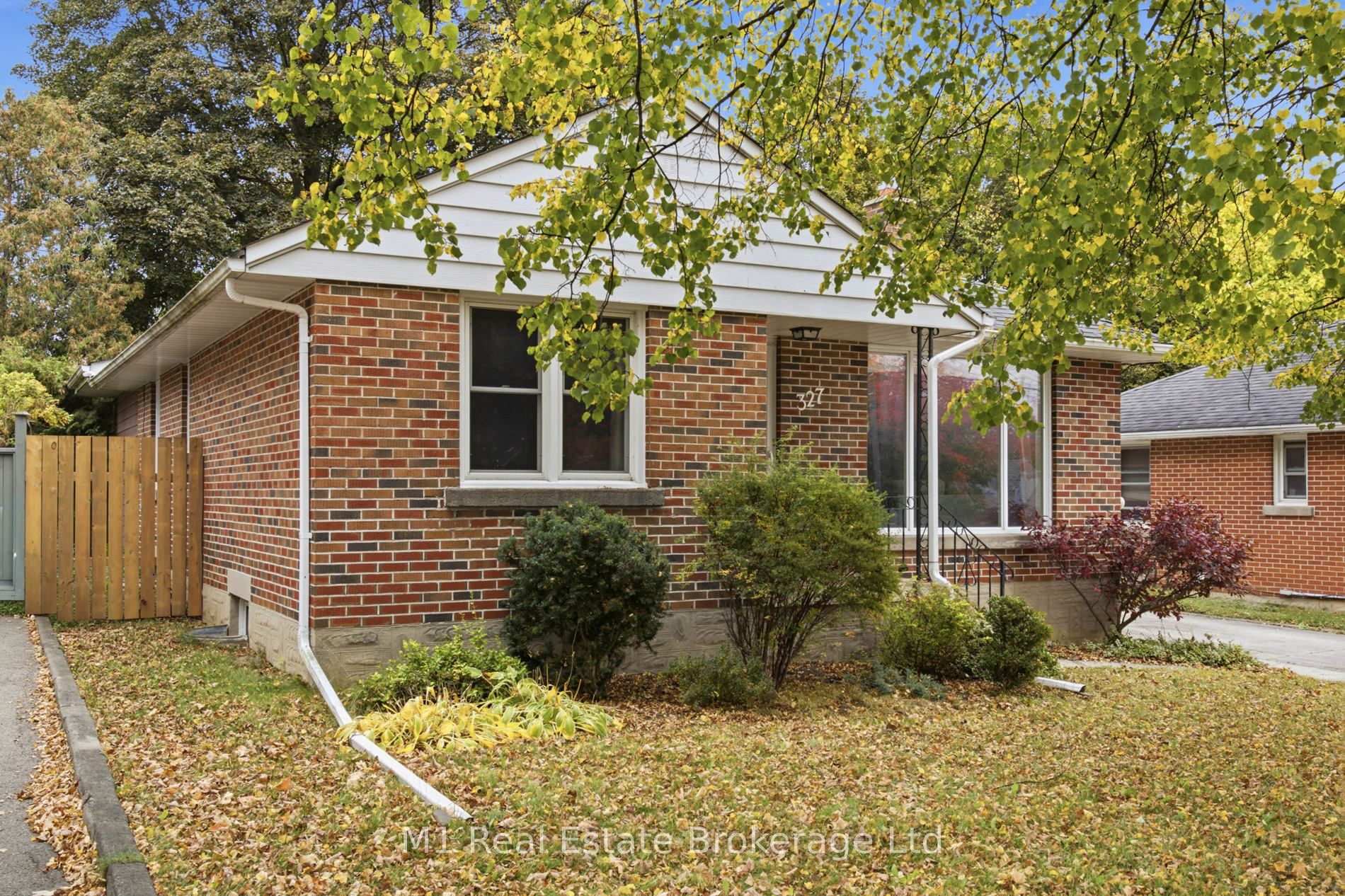 327 Metcalfe Street Property Photo 1