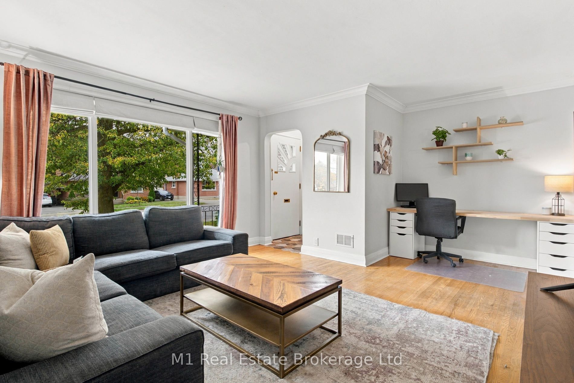 327 Metcalfe Street Property Photo 9