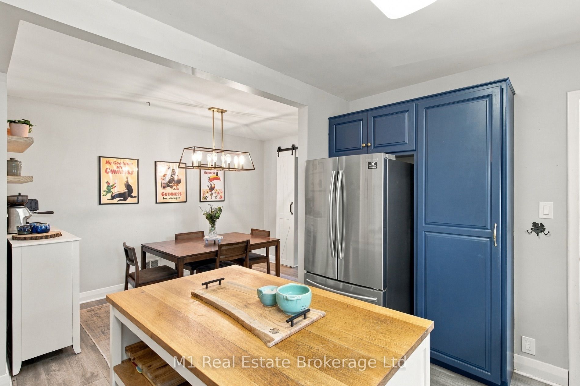 327 Metcalfe Street Property Photo 14