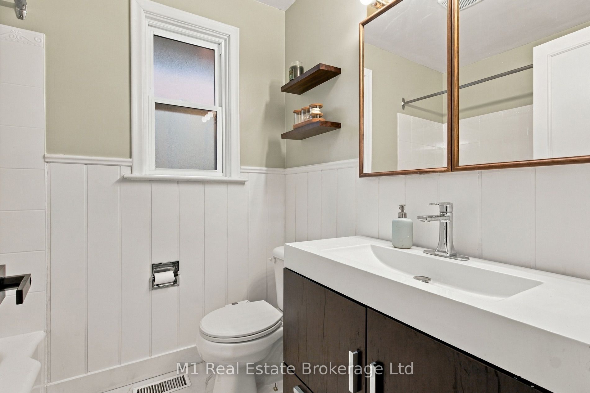 327 Metcalfe Street Property Photo 24