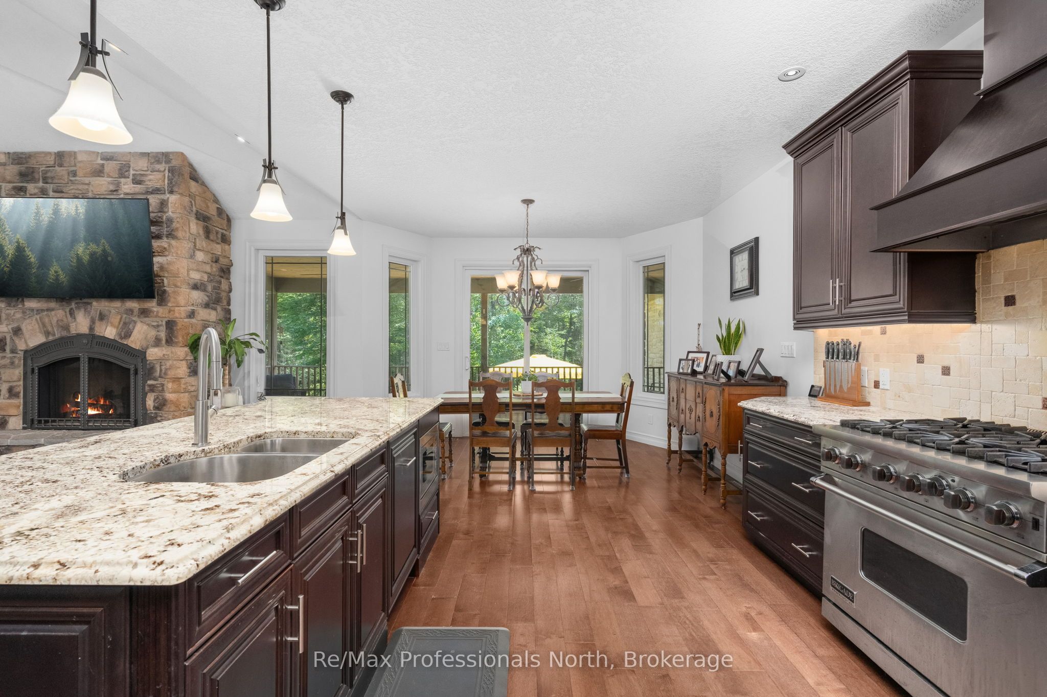 2452 Doe Lake Road Property Photo 10