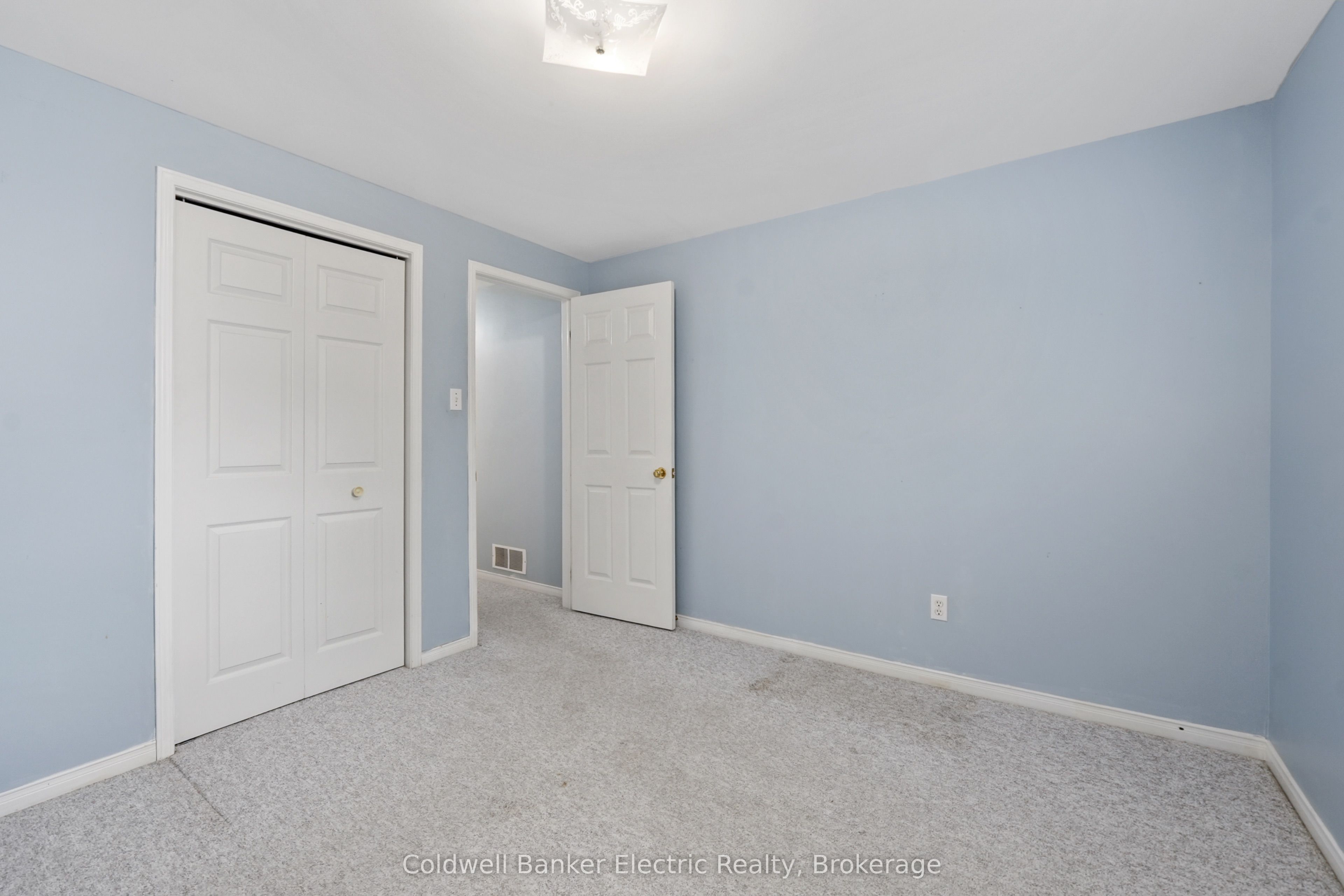 271 Dainton Drive Property Photo 21