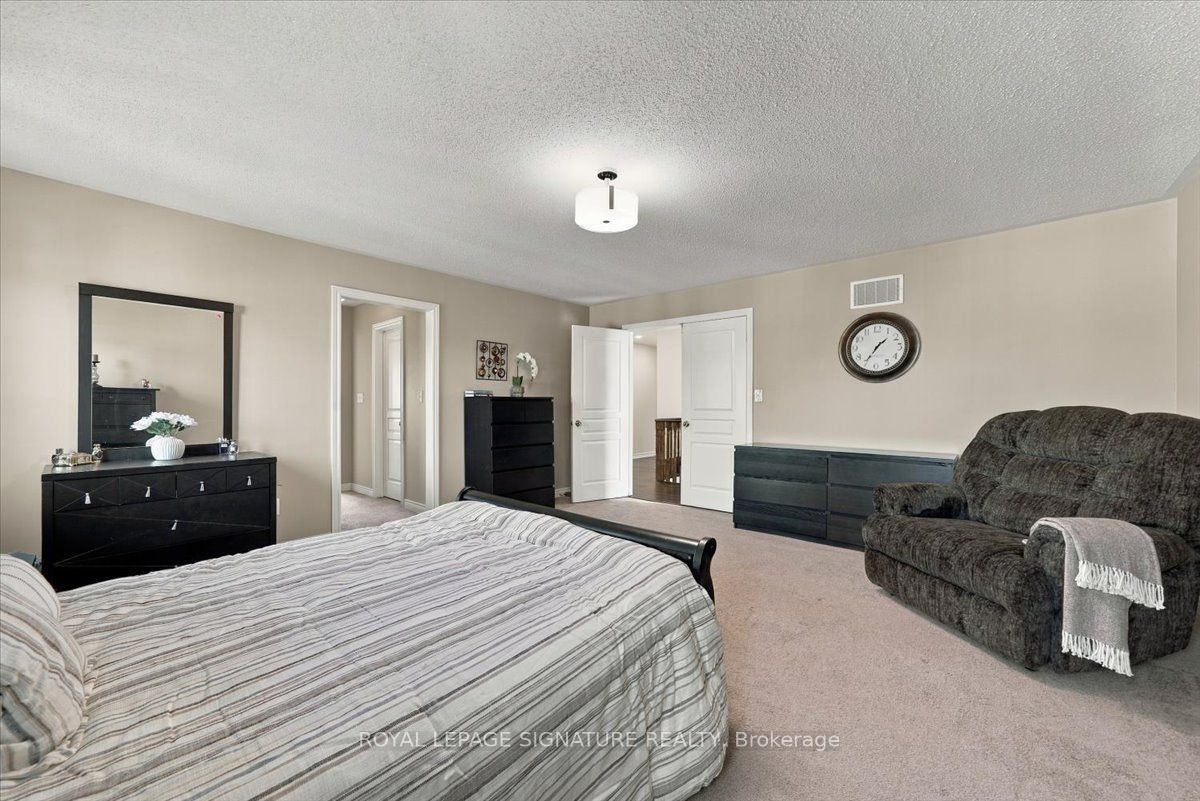 123 Attridge Crescent Property Photo 28