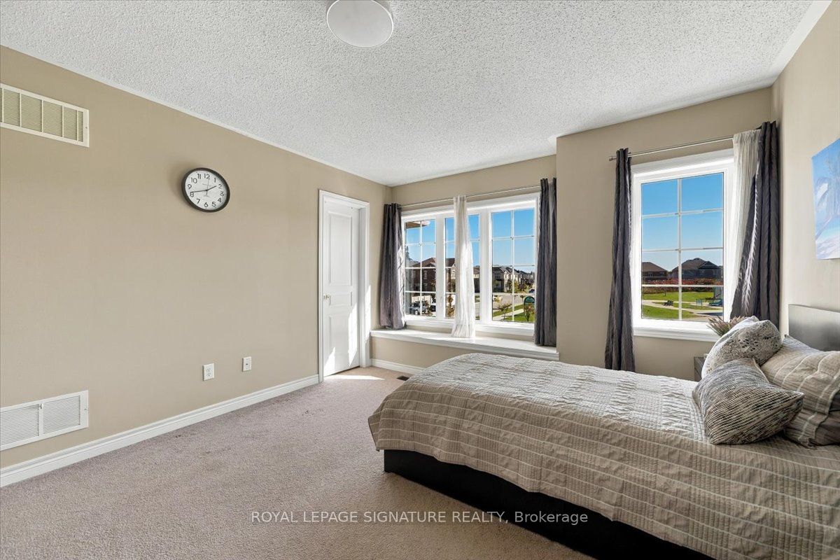 123 Attridge Crescent Property Photo 32
