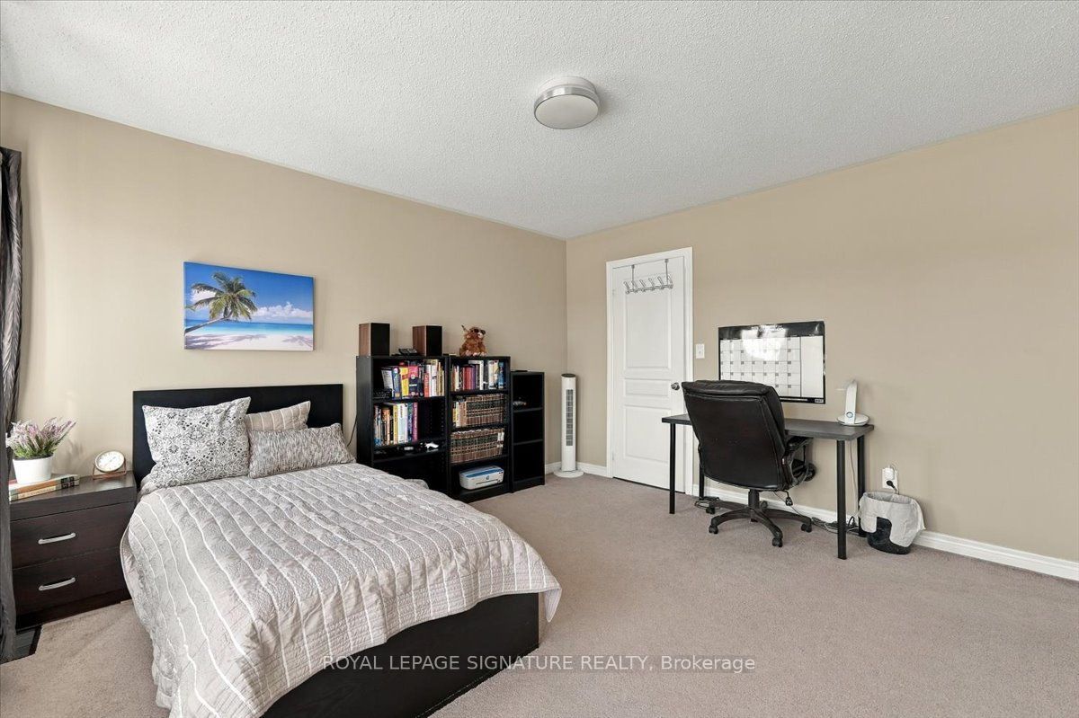 123 Attridge Crescent Property Photo 33
