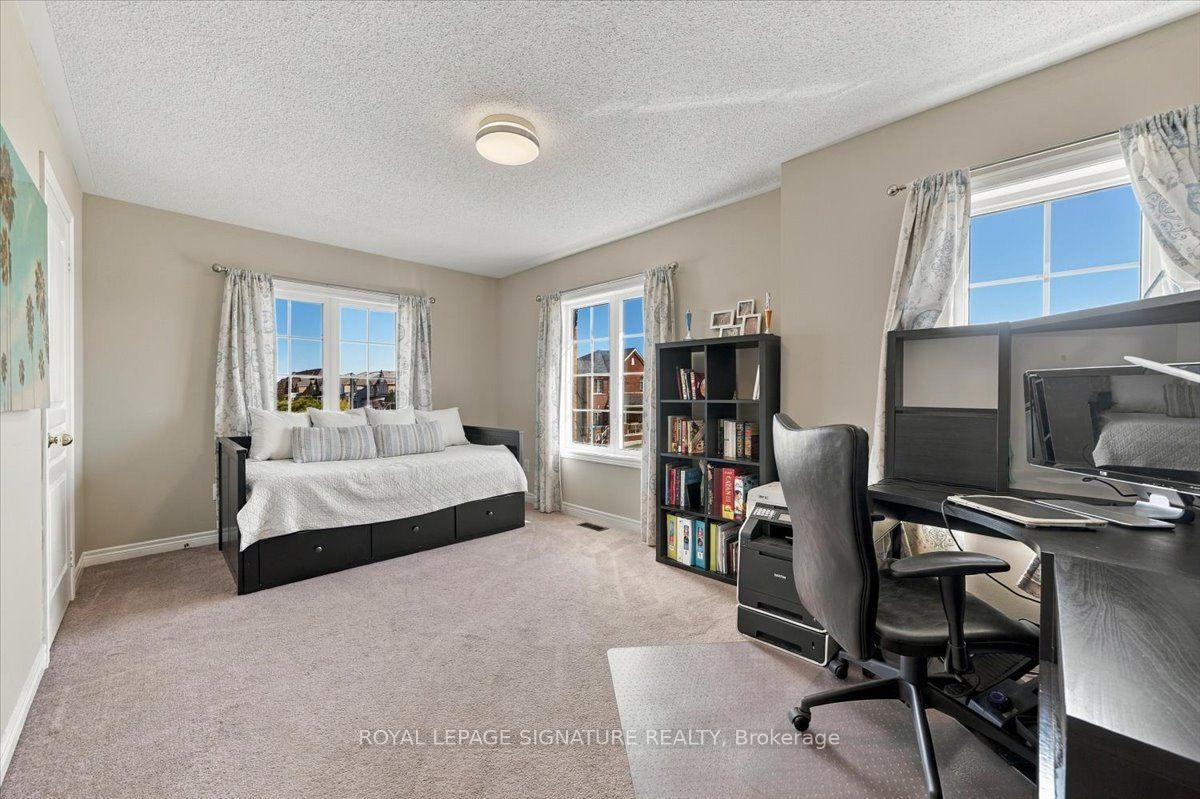 123 Attridge Crescent Property Photo 39