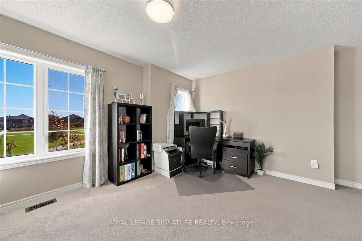123 Attridge Crescent Property Photo 40