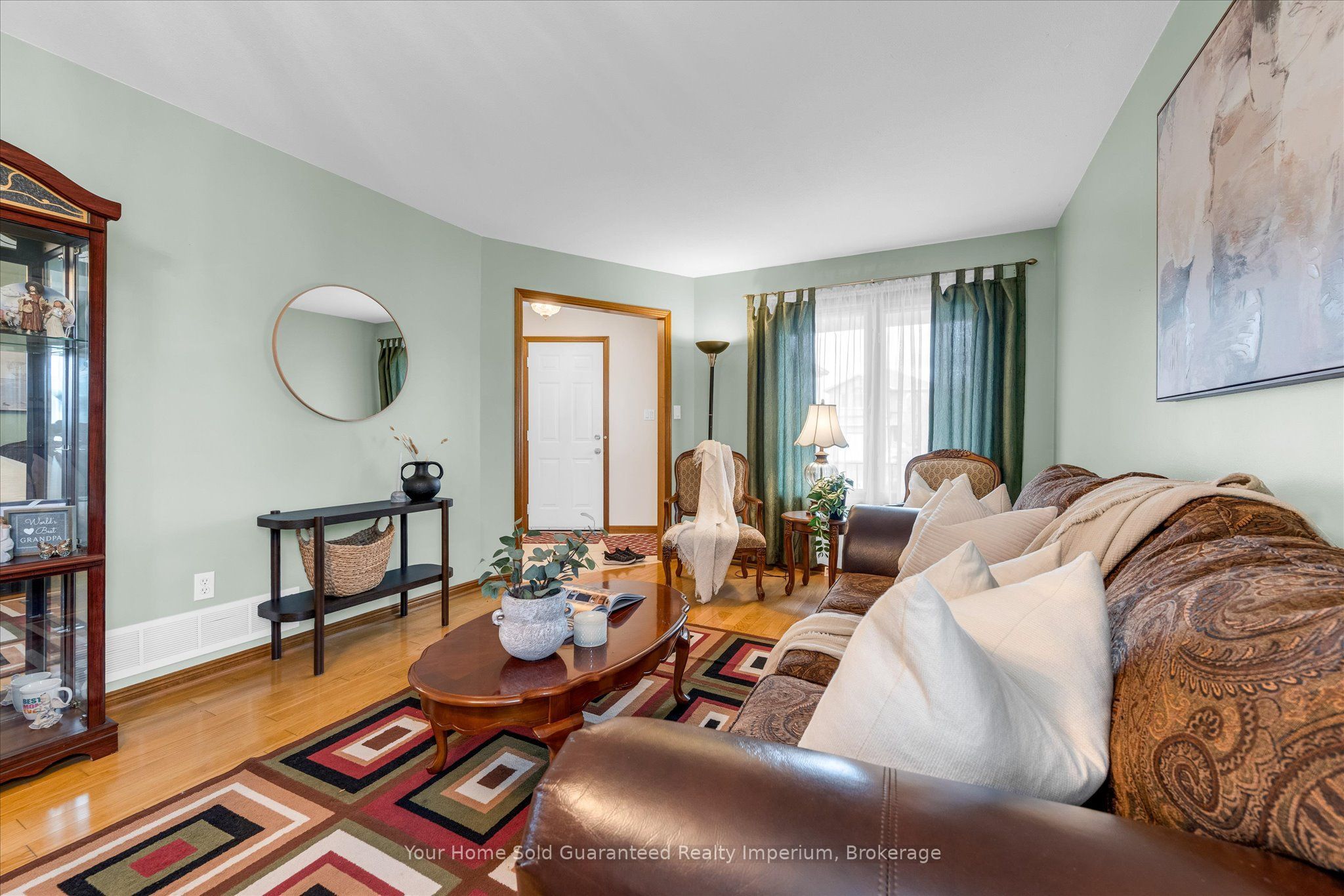 42 Sedona Court Property Photo 6