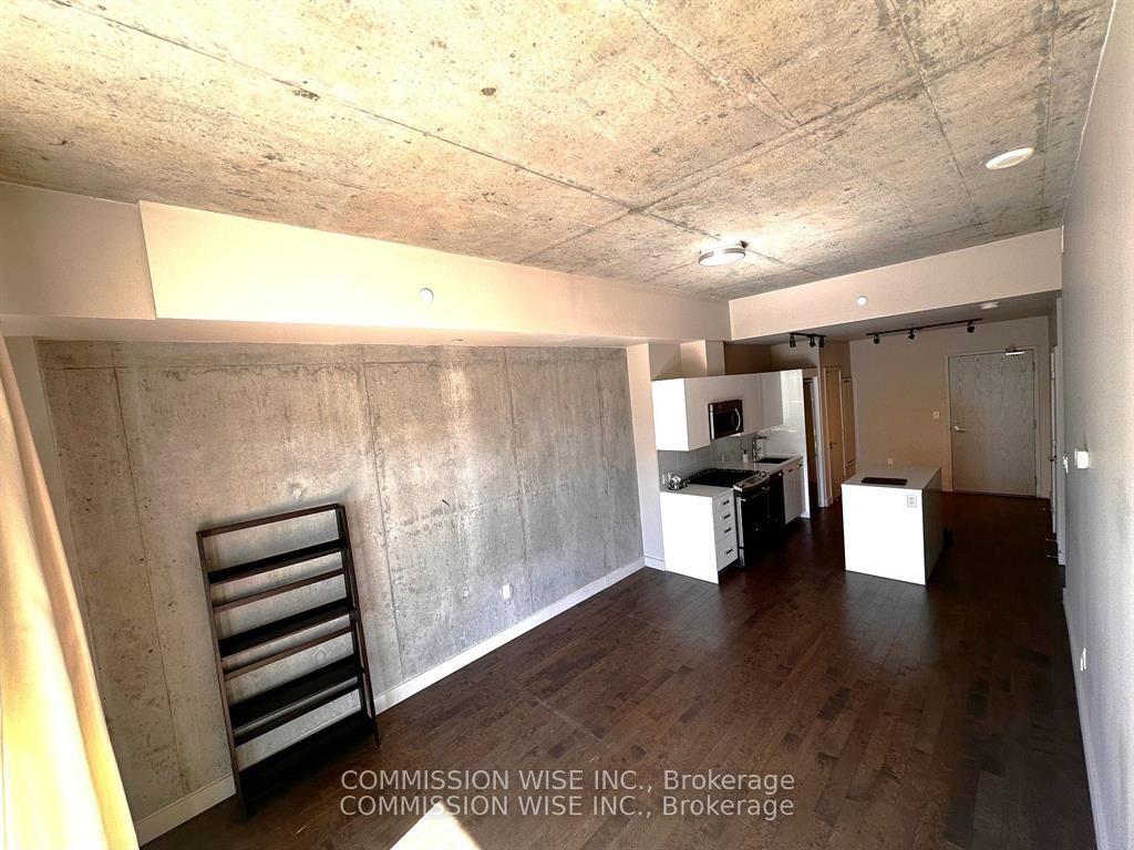 224 Lyon Street N 204 Property Photo 7