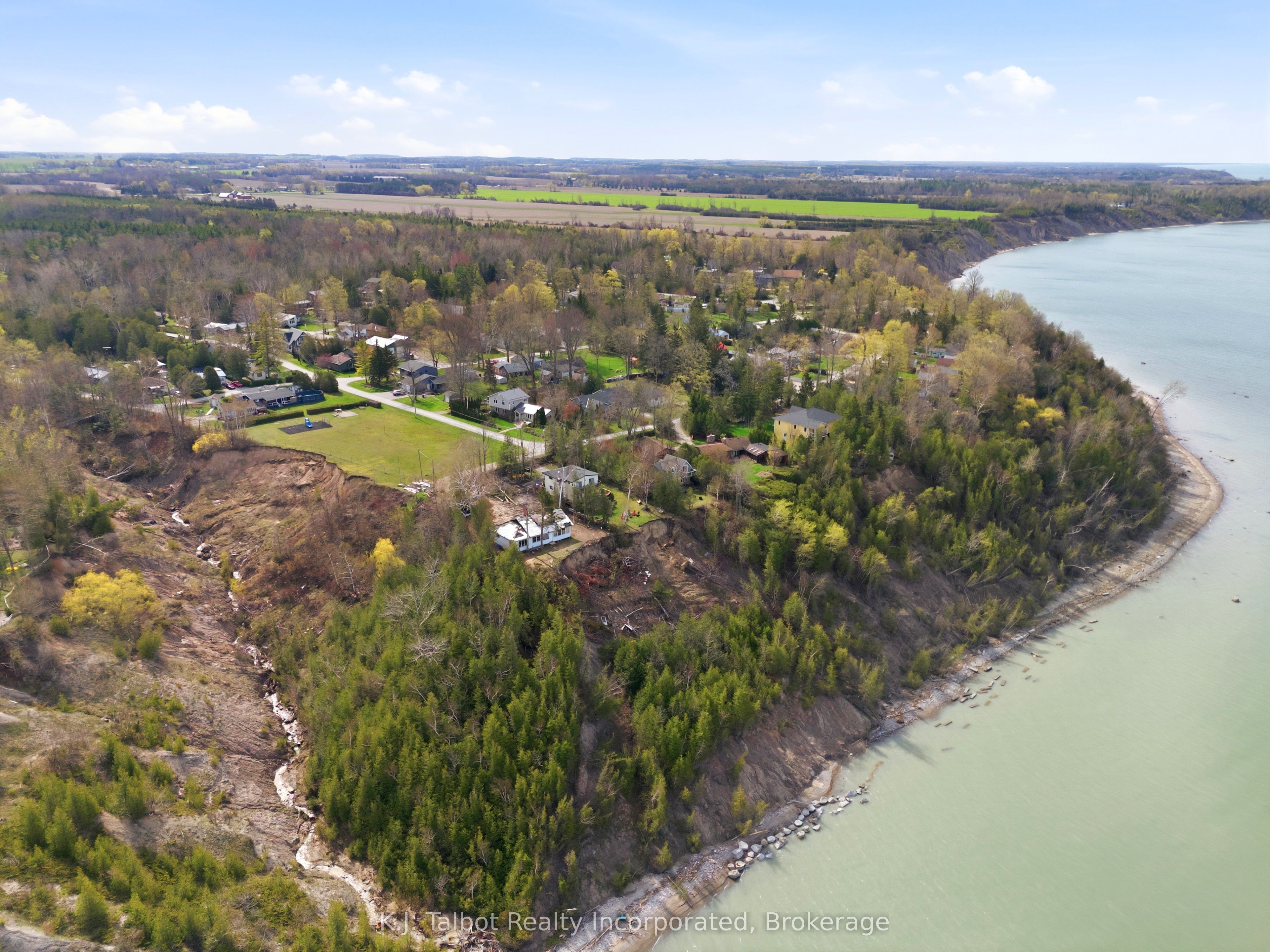 9 Ravine Park Drive N Property Photo 35