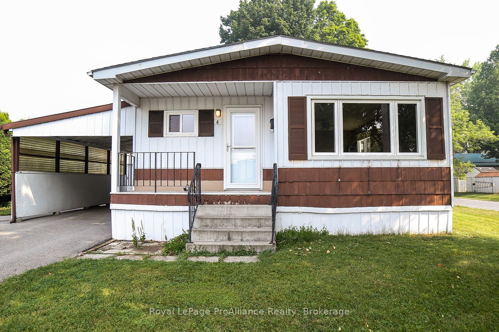 4 Dove Lane 401 Property Photo 1