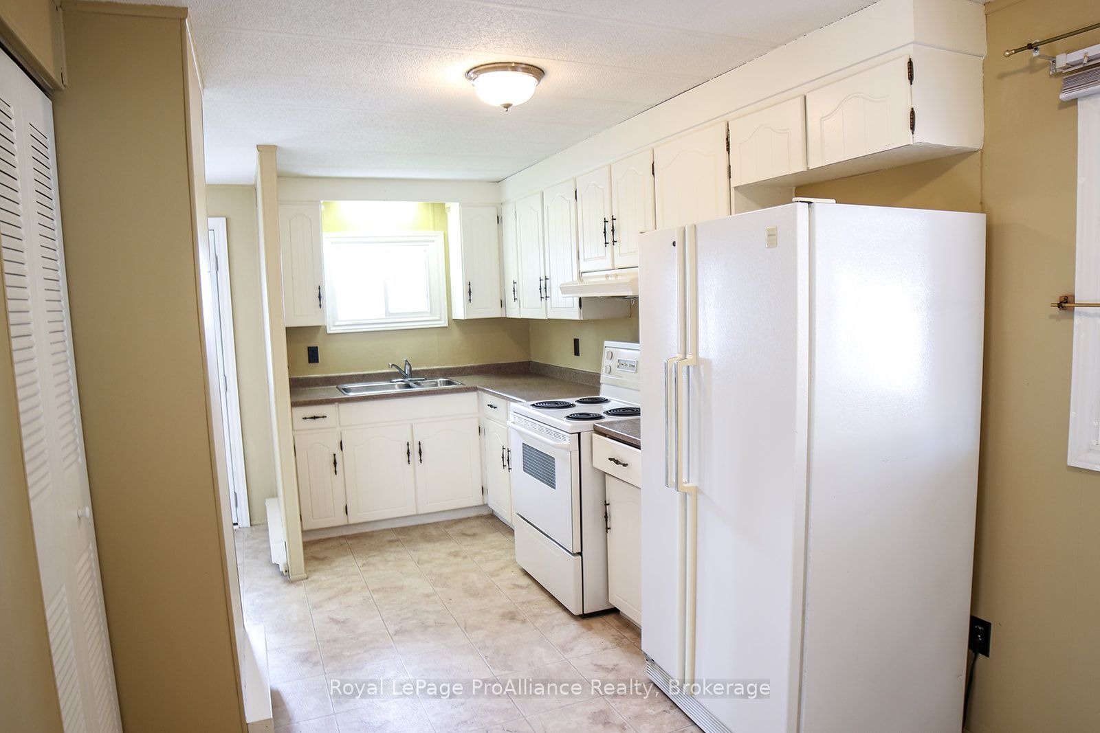 4 Dove Lane 401 Property Photo 8